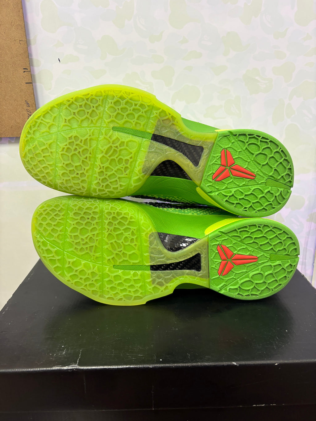 Nike Kobe 6 Protro “Grinch” Preowned Size 9