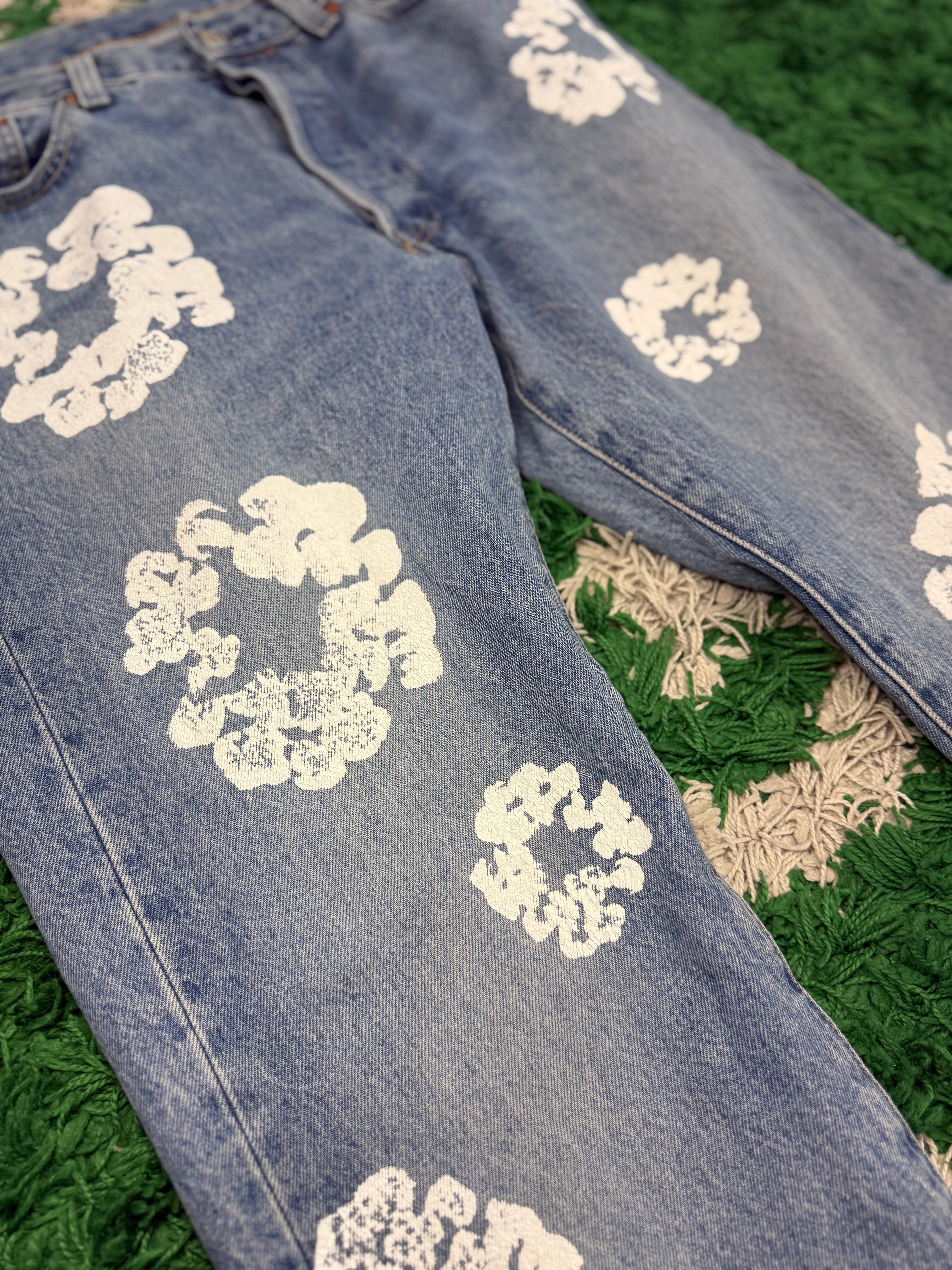 Denim Tears x Levi's Cotton Wreath Jean "Light Wash" (Lightly Worn)