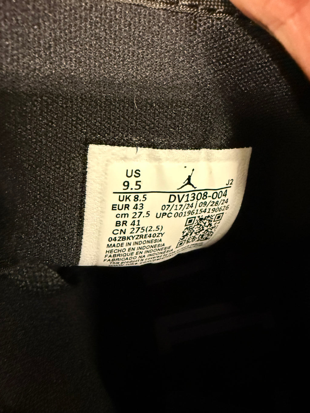 Jordan 1 Mid "Space Jam" Size 9.5 Preowned