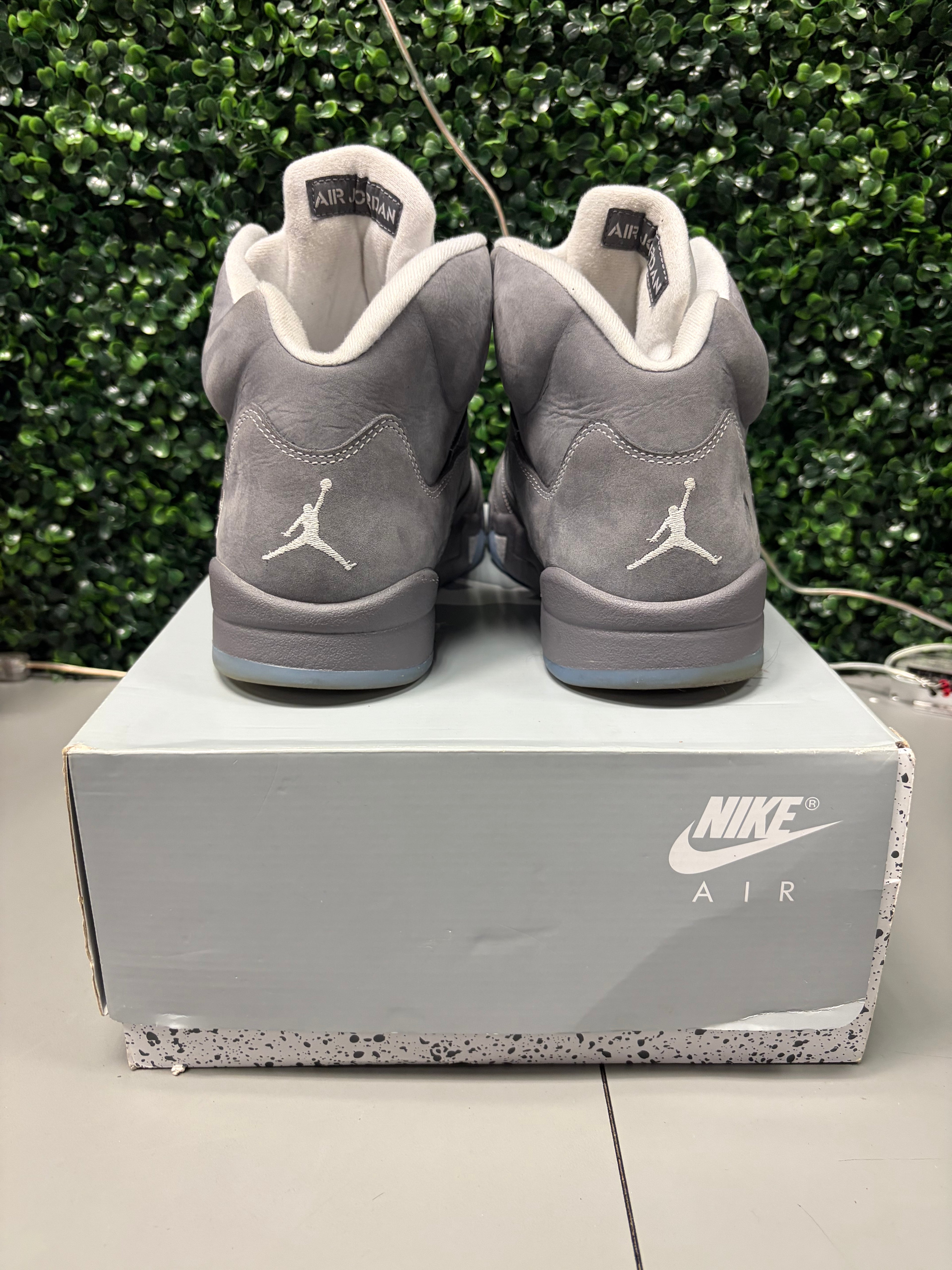 Jordan 5 Retro "Wolf Grey" Size 13 Preowned