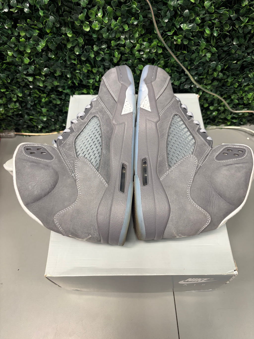 Jordan 5 Retro "Wolf Grey" Size 13 Preowned