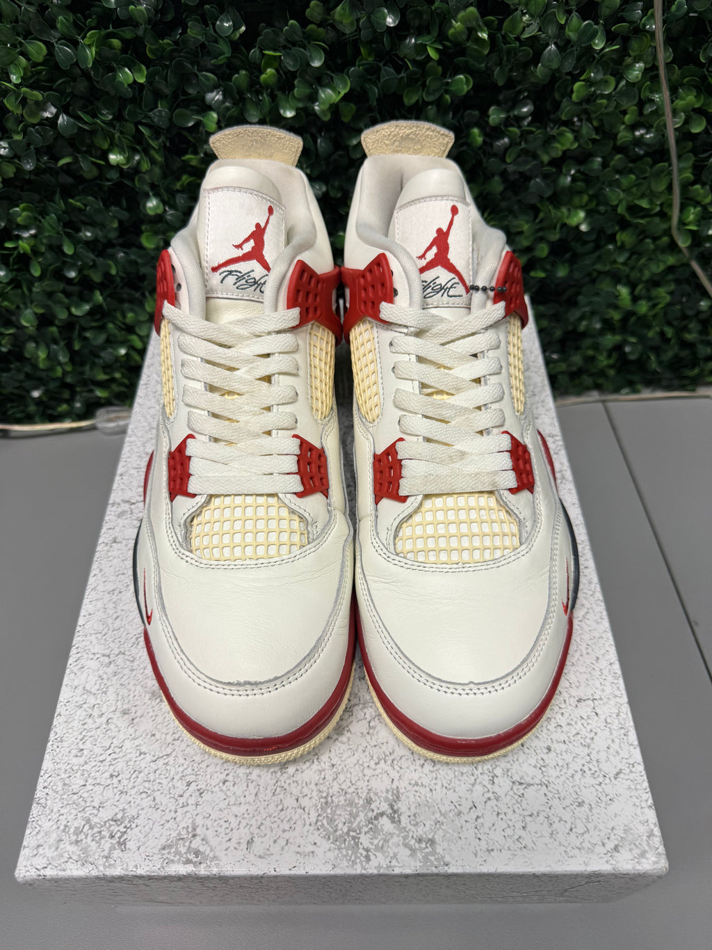 Jordan 4 Retro OG Nigel Sylvester "Brick After Brick" Size 10 Preowned