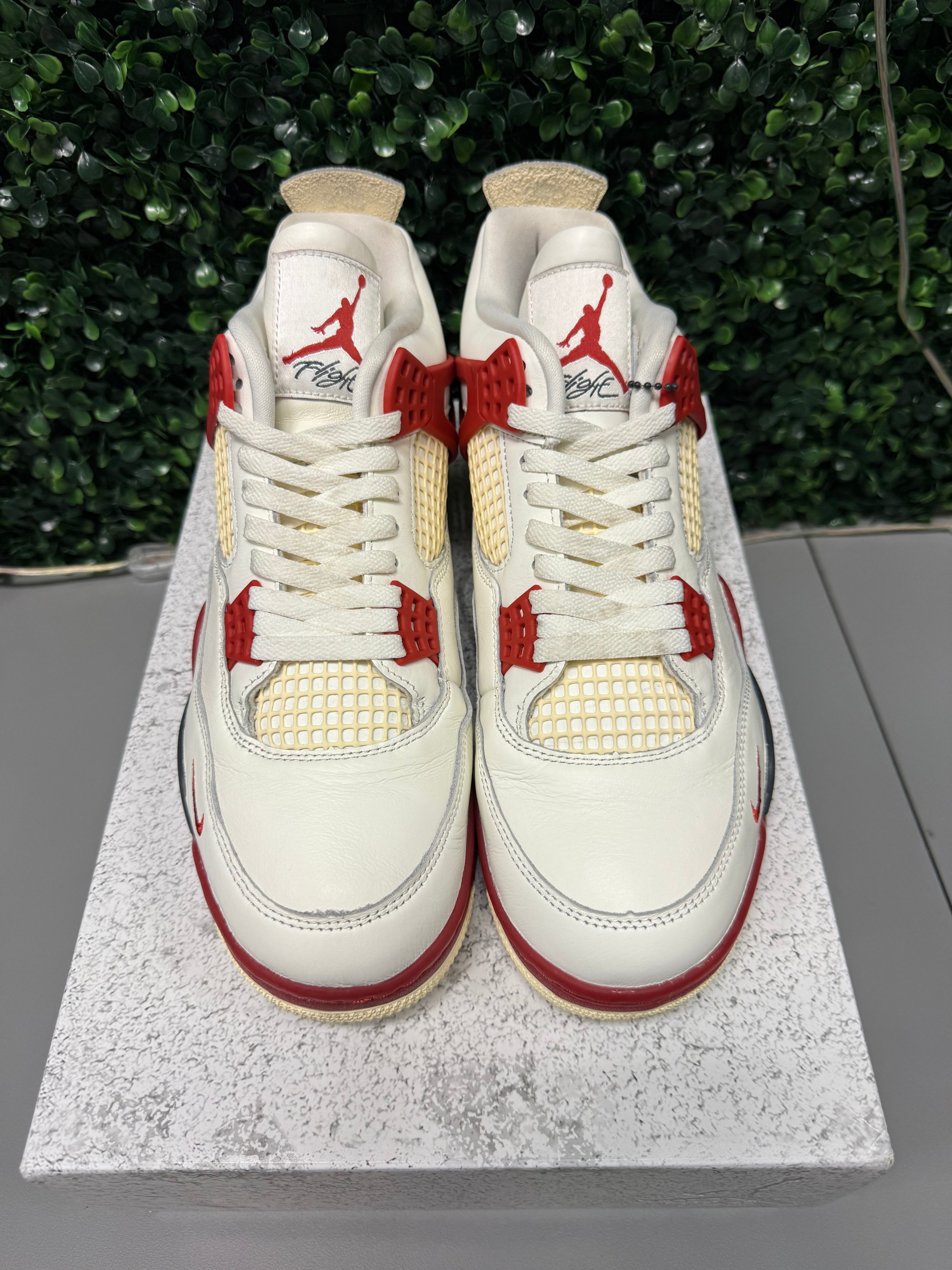 Jordan 4 Retro OG Nigel Sylvester "Brick After Brick" Size 10 Preowned