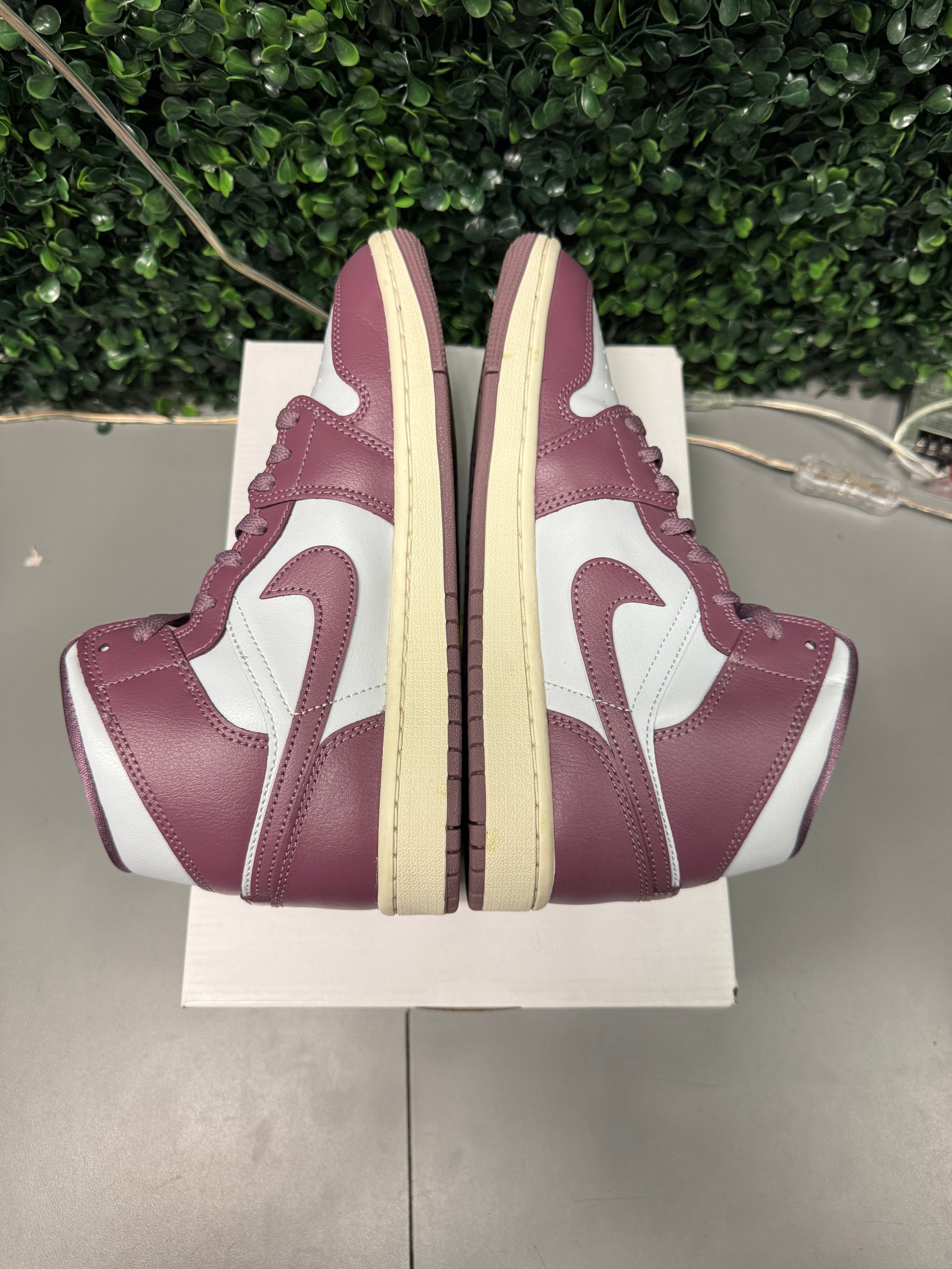 Jordan 1 Mid "Sky J Muave" Size 7.5W Preowned