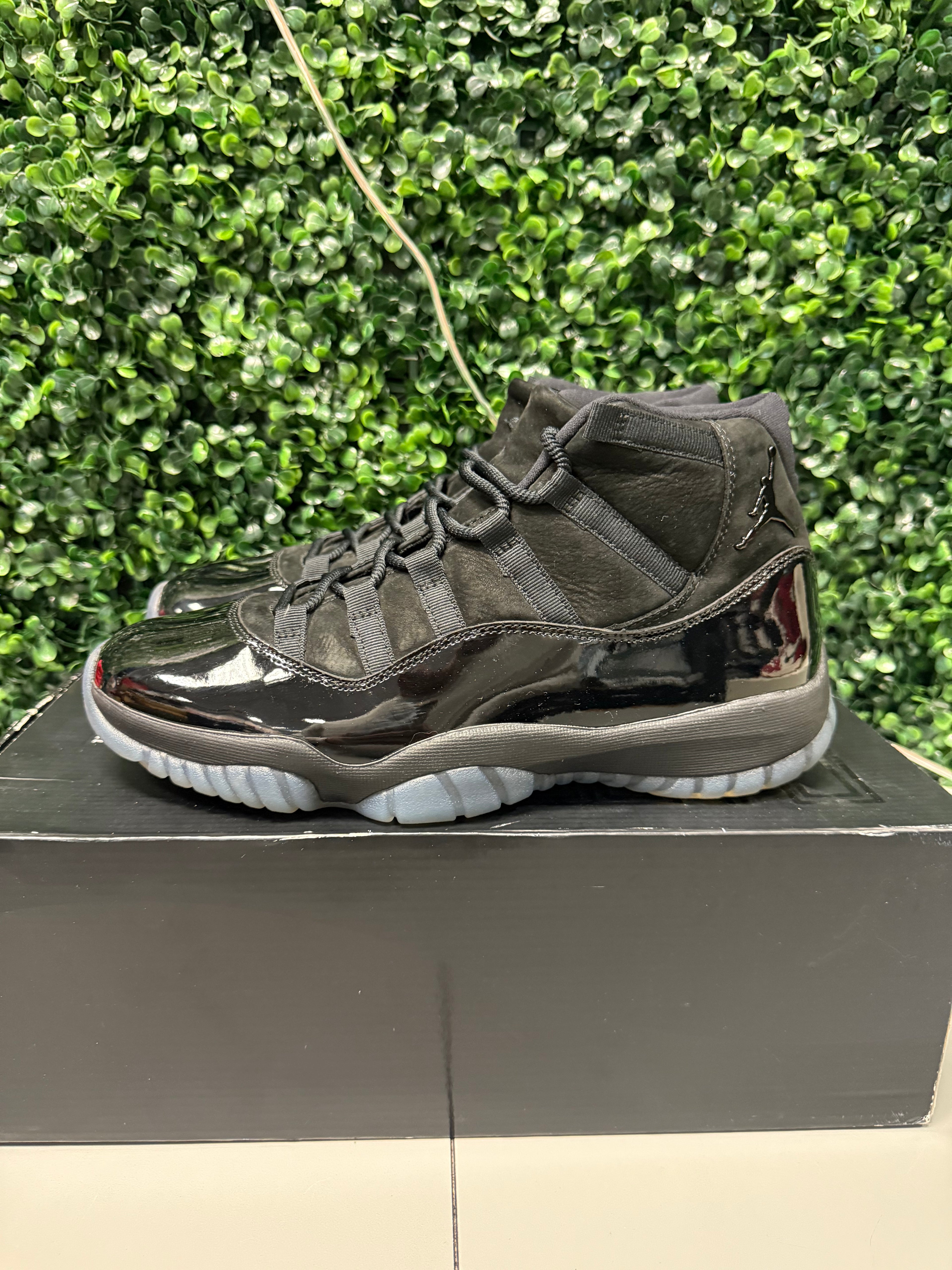 Jordan 11 High "Cap & Gown" Size 9.5 Preowned