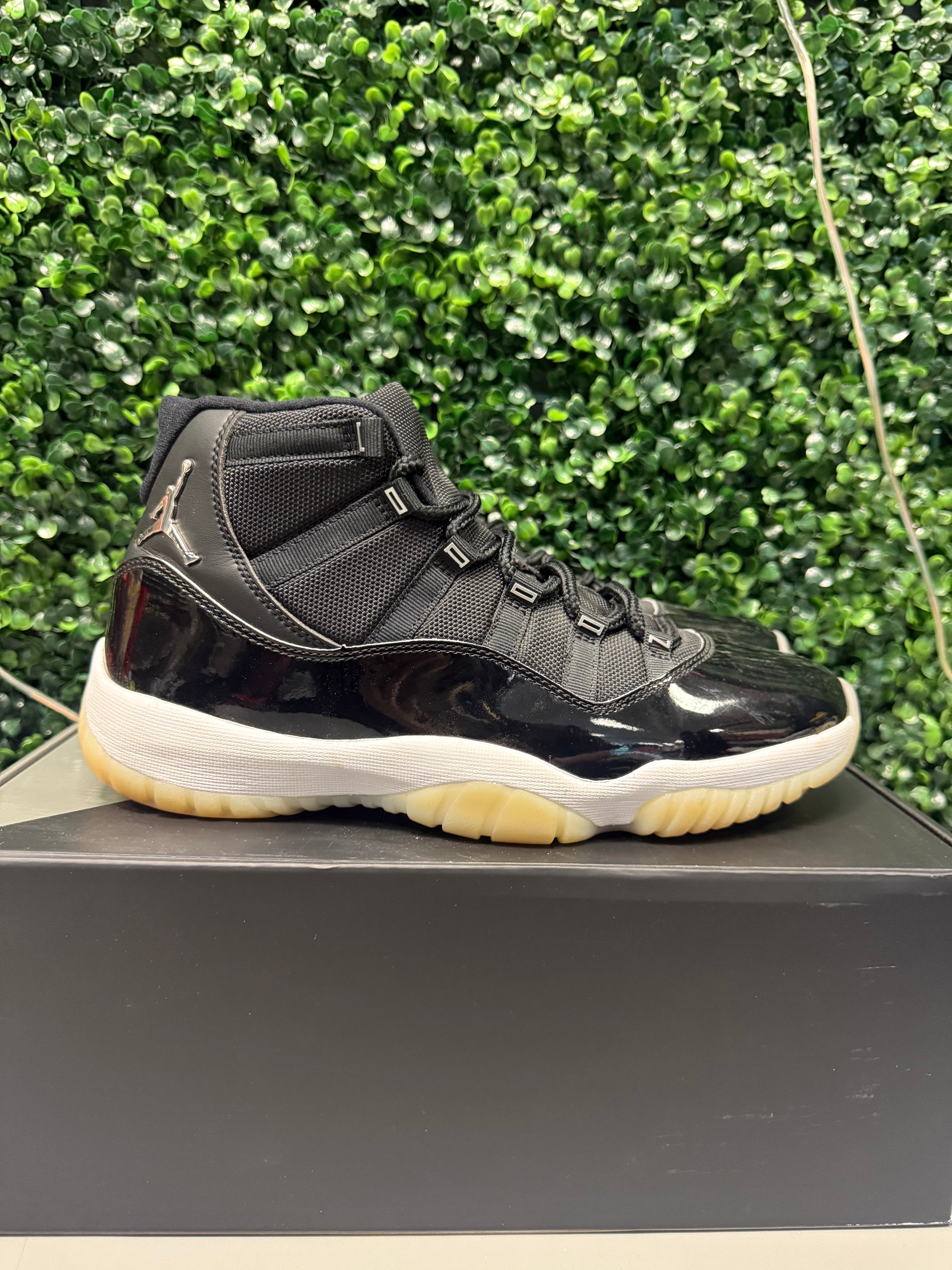 Jordan 11 High "Jubilee” Size 10 Preowned