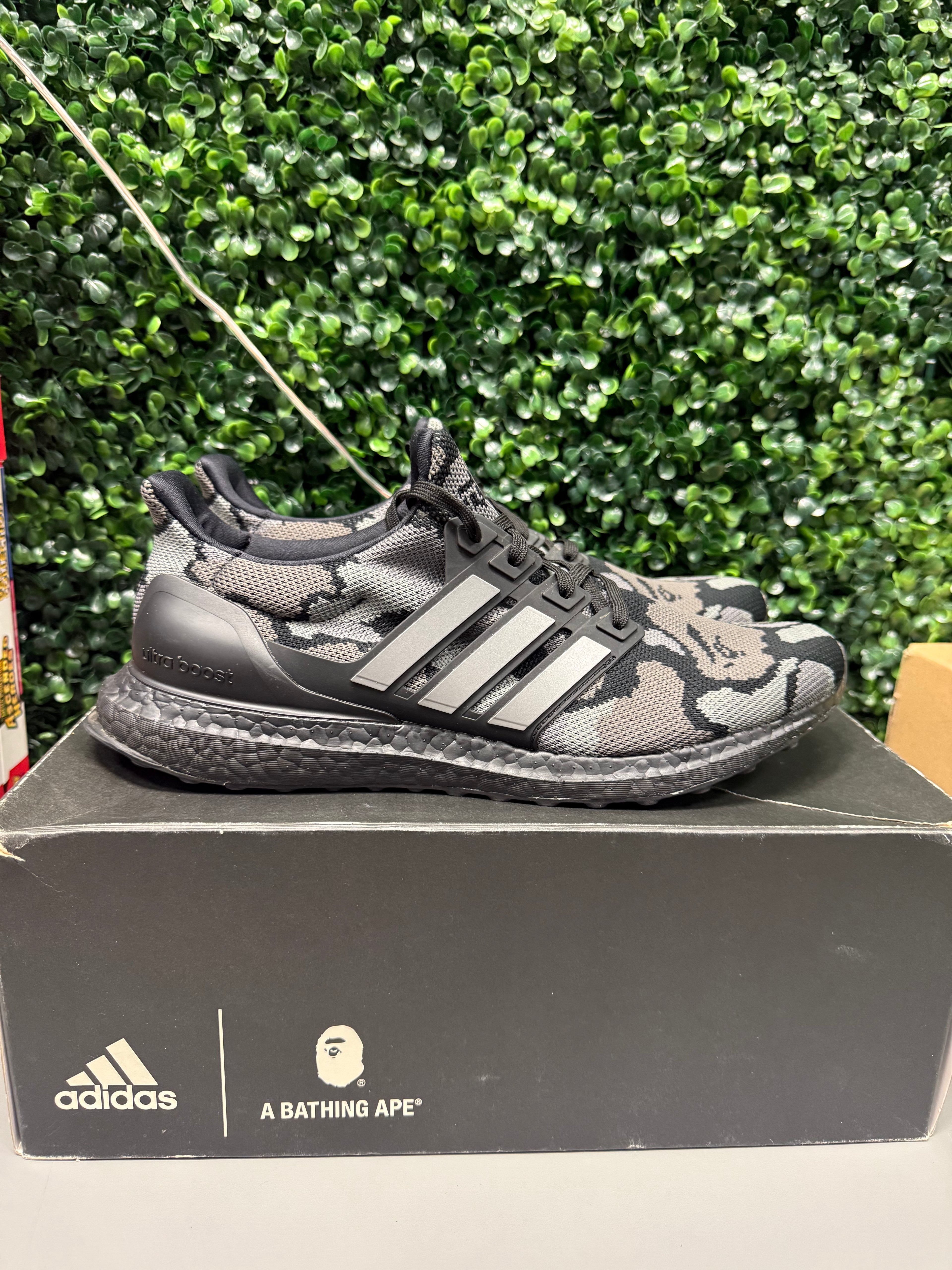 Adidas Ultra Boost 4.0 Bape "Camo Black" Size 9.5 Preowned