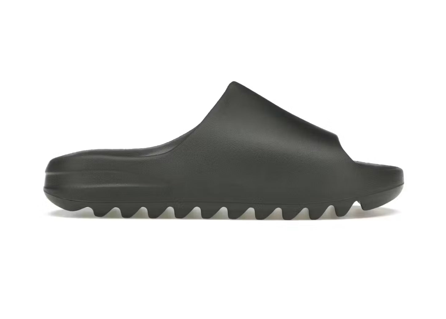 Yeezy Slide “Dark Onyx”