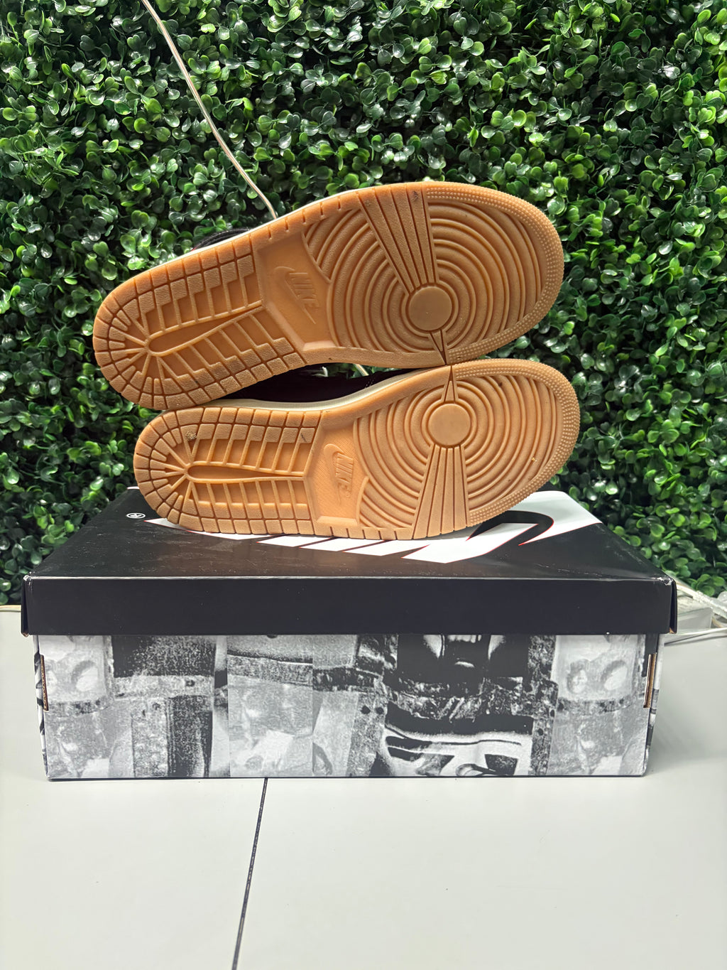 Jordan 1 High "Flight Club" Size 9.5 Preowned