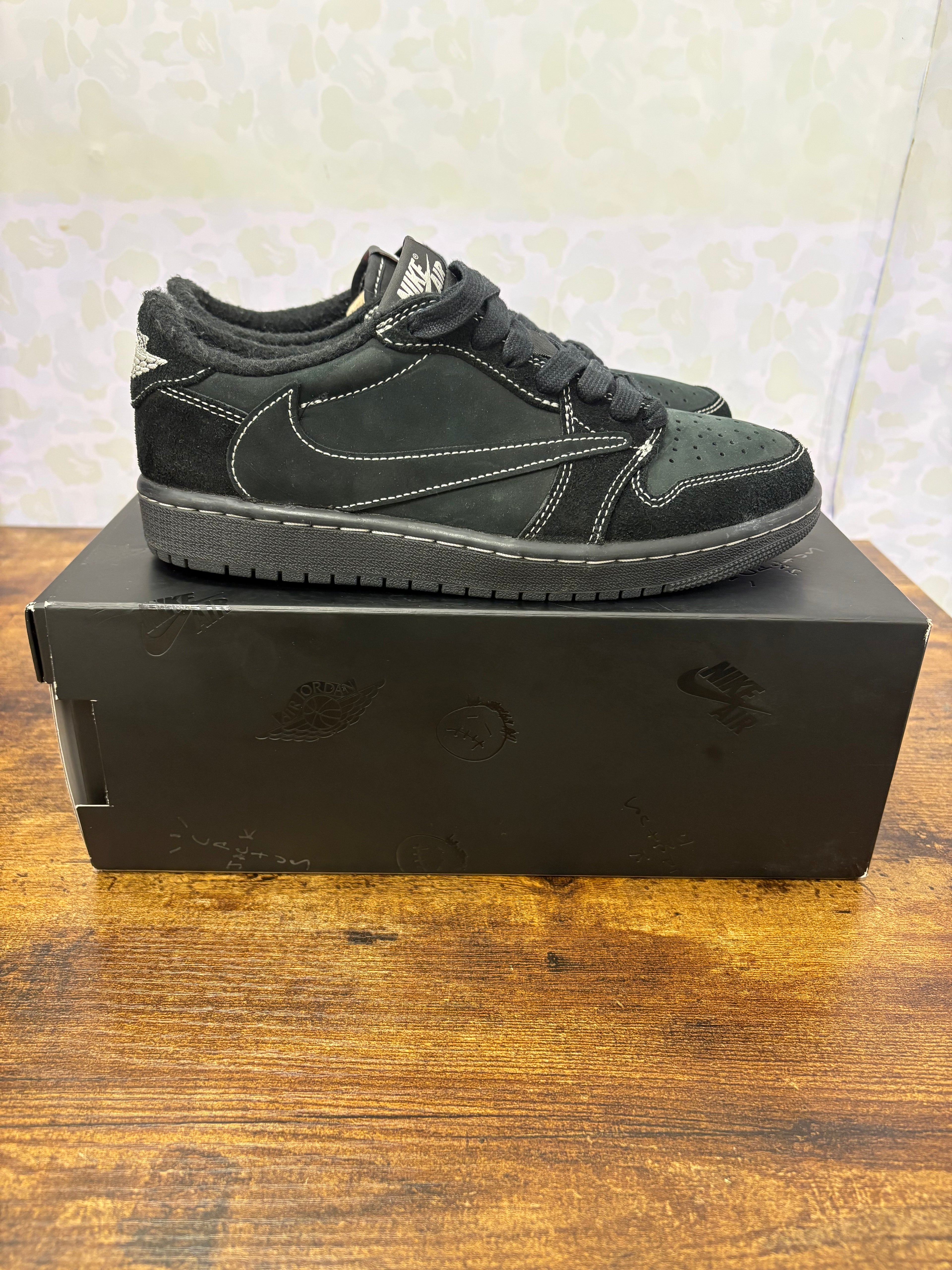 Jordan 1 Low Travis Scott “Phantom” Size 6 Preowned