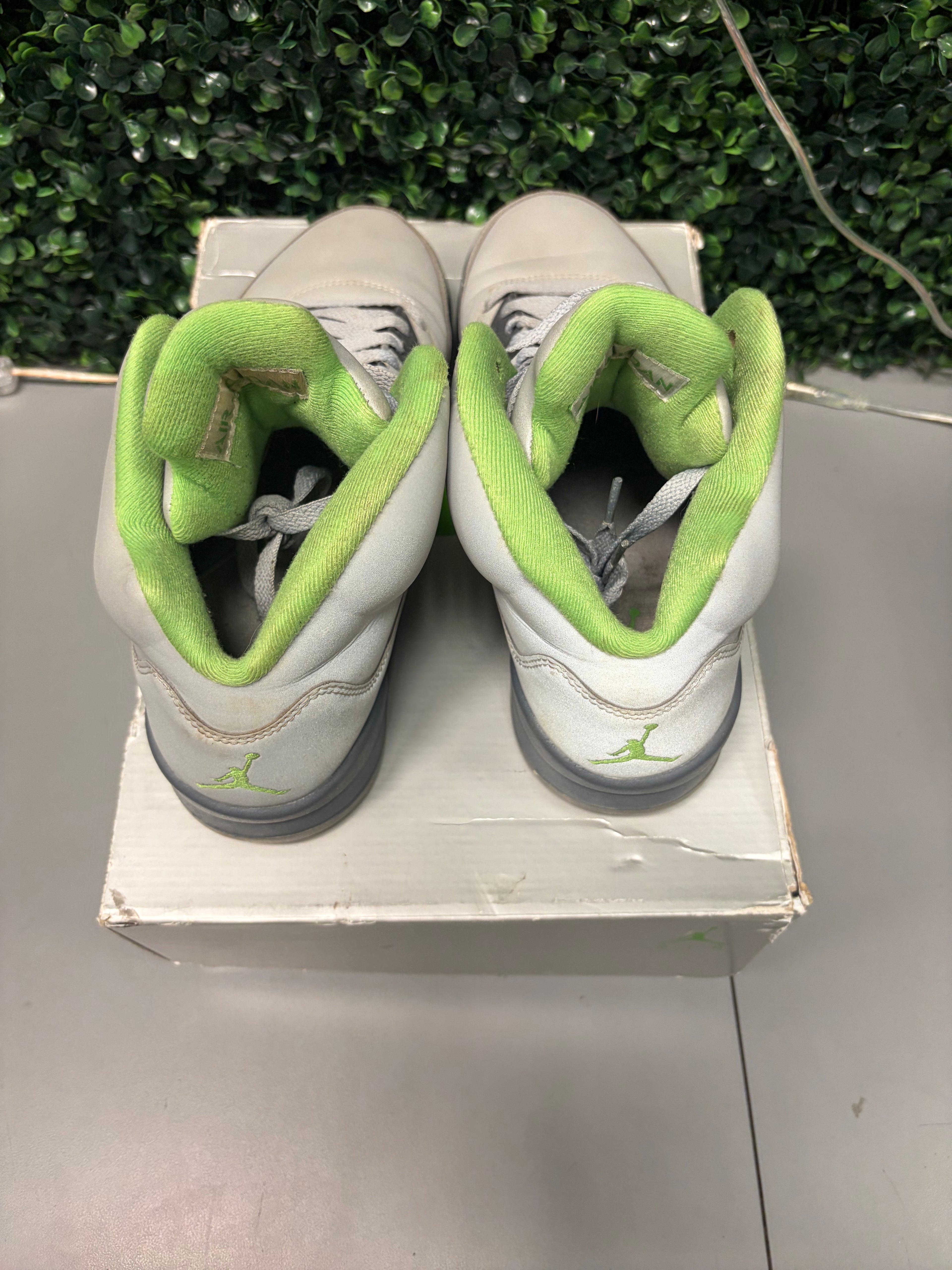 Jordan 5 Retro "Green Bean" Size 10 Preowned