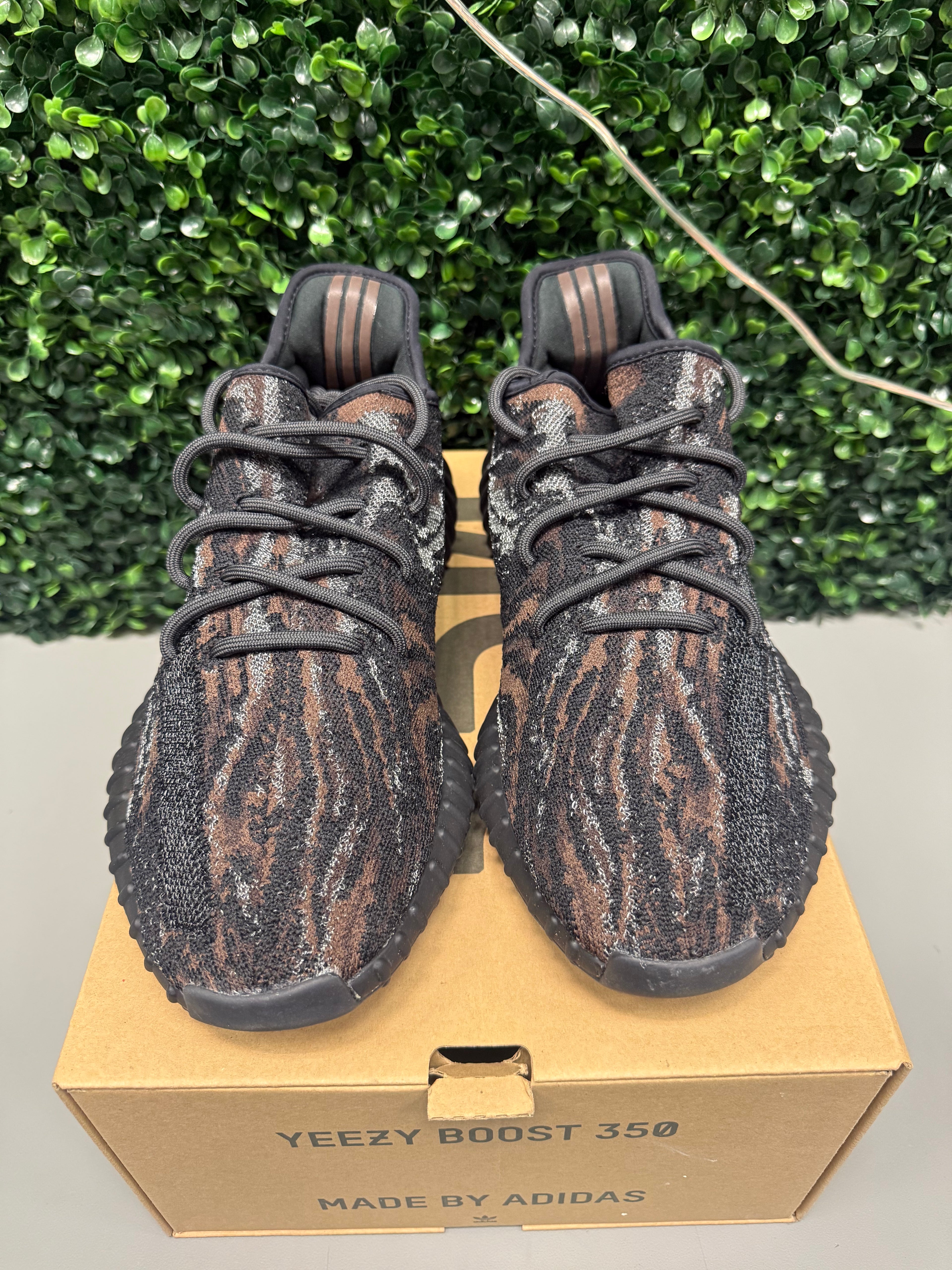 Yeezy 350 V2 "Mx Rock” Size 11 Preowned