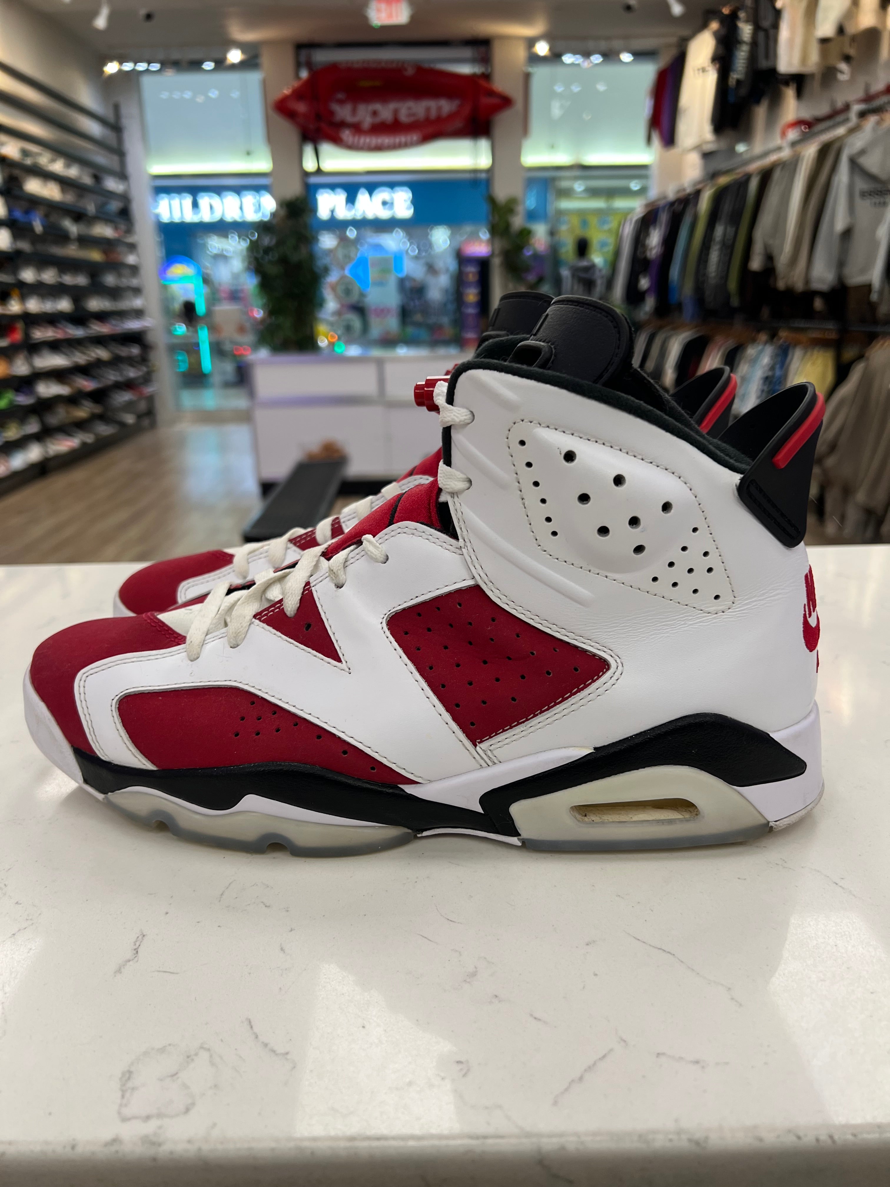 Jordan 6 “Carmine”(2021) Size 12M Preowned