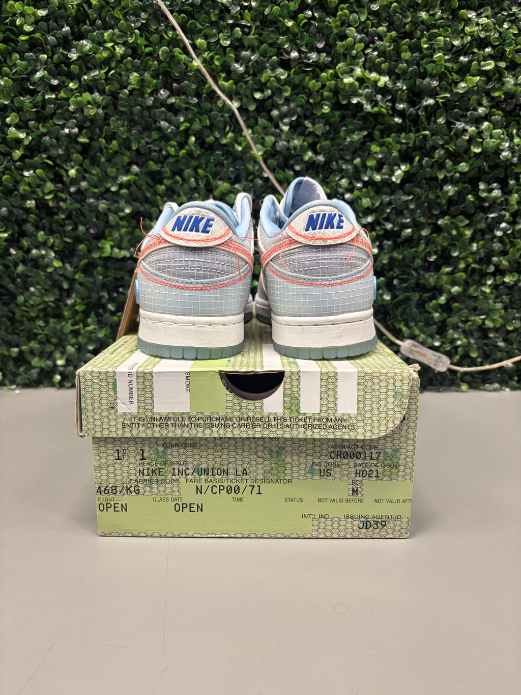 Nike Dunk Low Union Passport Pack "Argon" Size 7Y Preowned