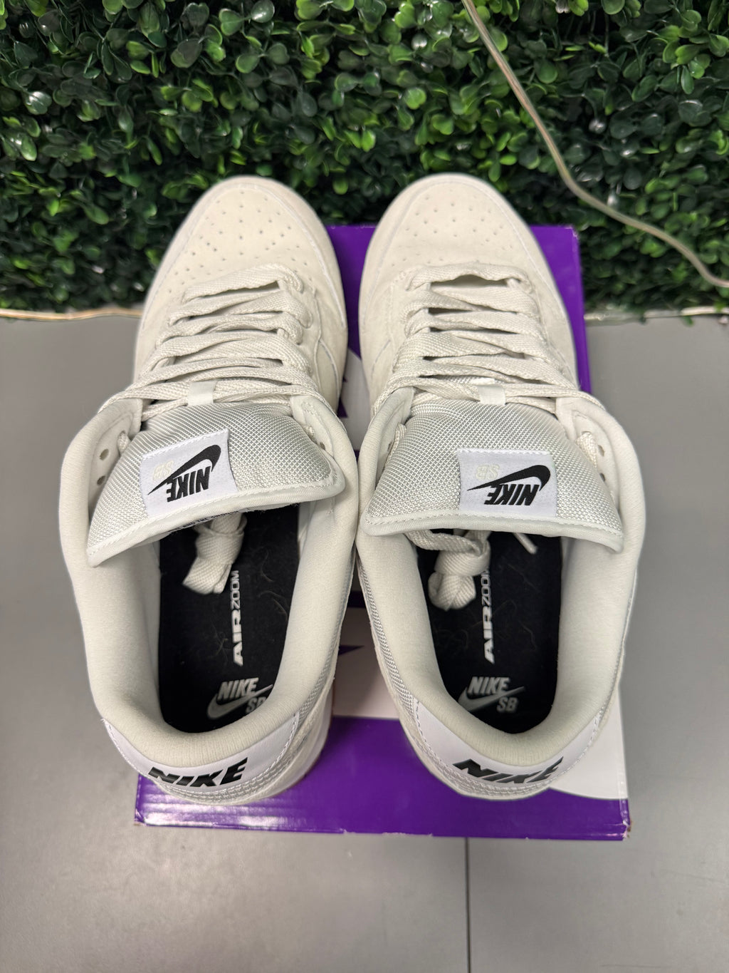 Nike SB Dunk Low Pro B "Pale Ivory" Size 13 Preowned