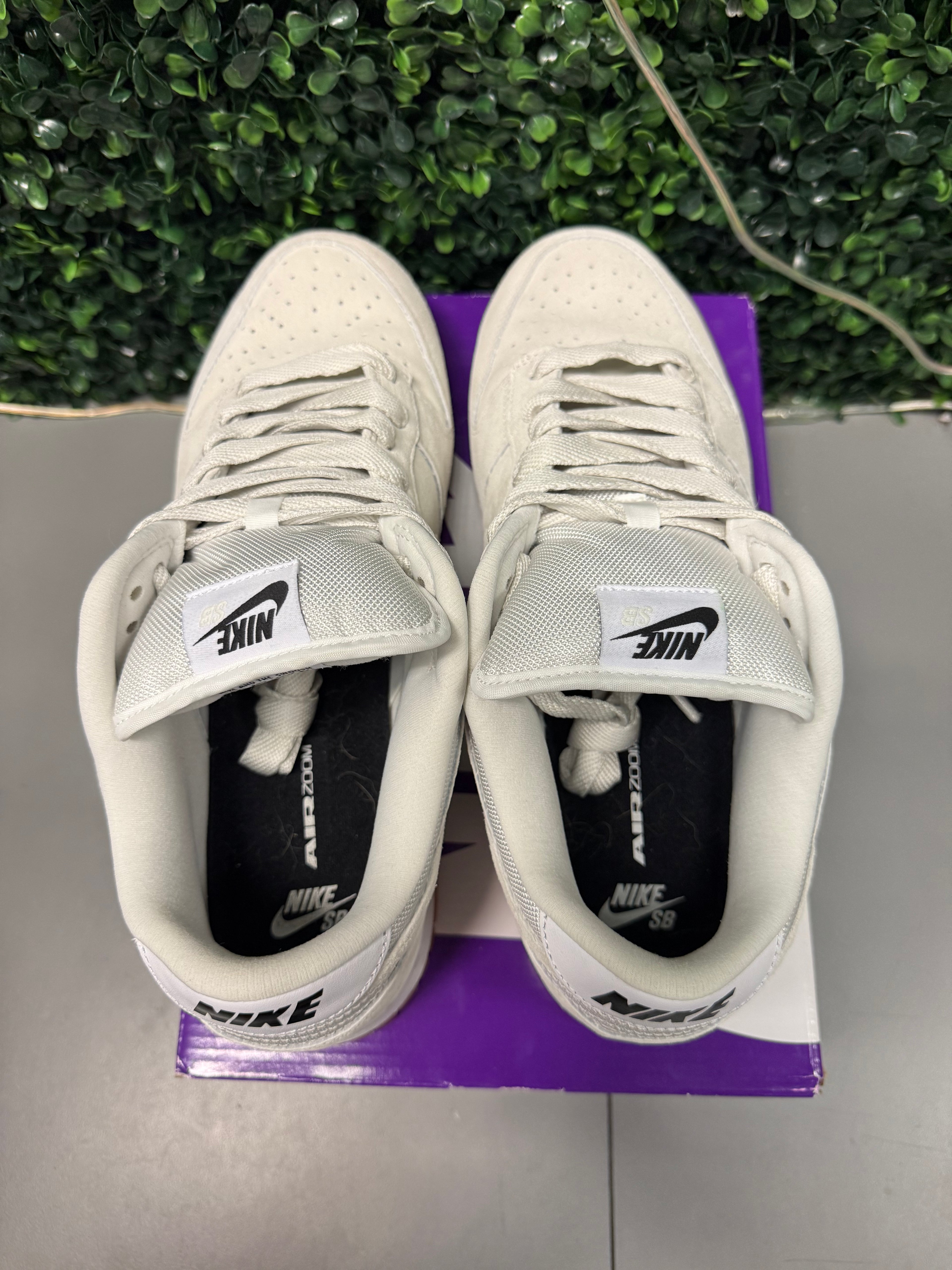 Nike SB Dunk Low Pro B "Pale Ivory" Size 13 Preowned