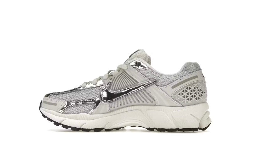 Nike Zoom Vomero 5 “Photon Dust Metallic Silver”