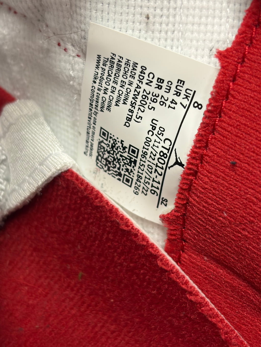 Jordan 11 High "Cherry" Size 8 Preowned