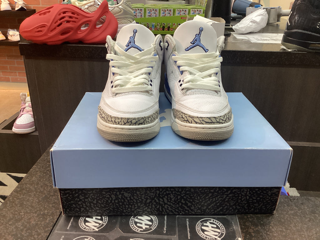 Jordan 3 “UNC” Size 8.5 Pre Owned