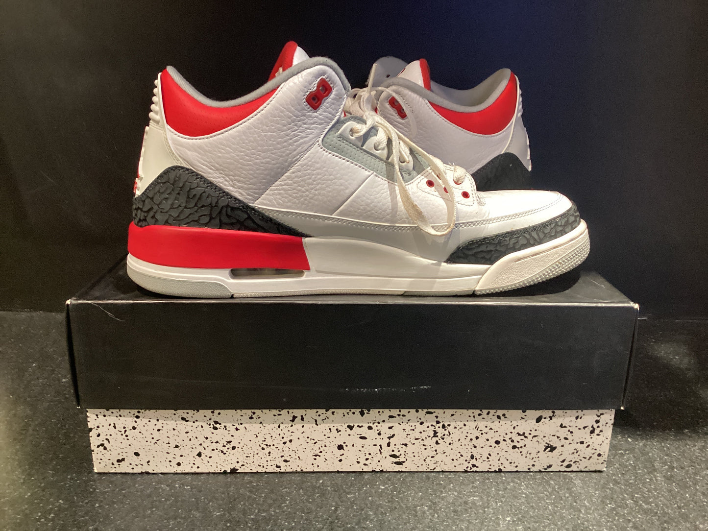 Jordan 3 “Fire Red” (2013) Preowned Size 14