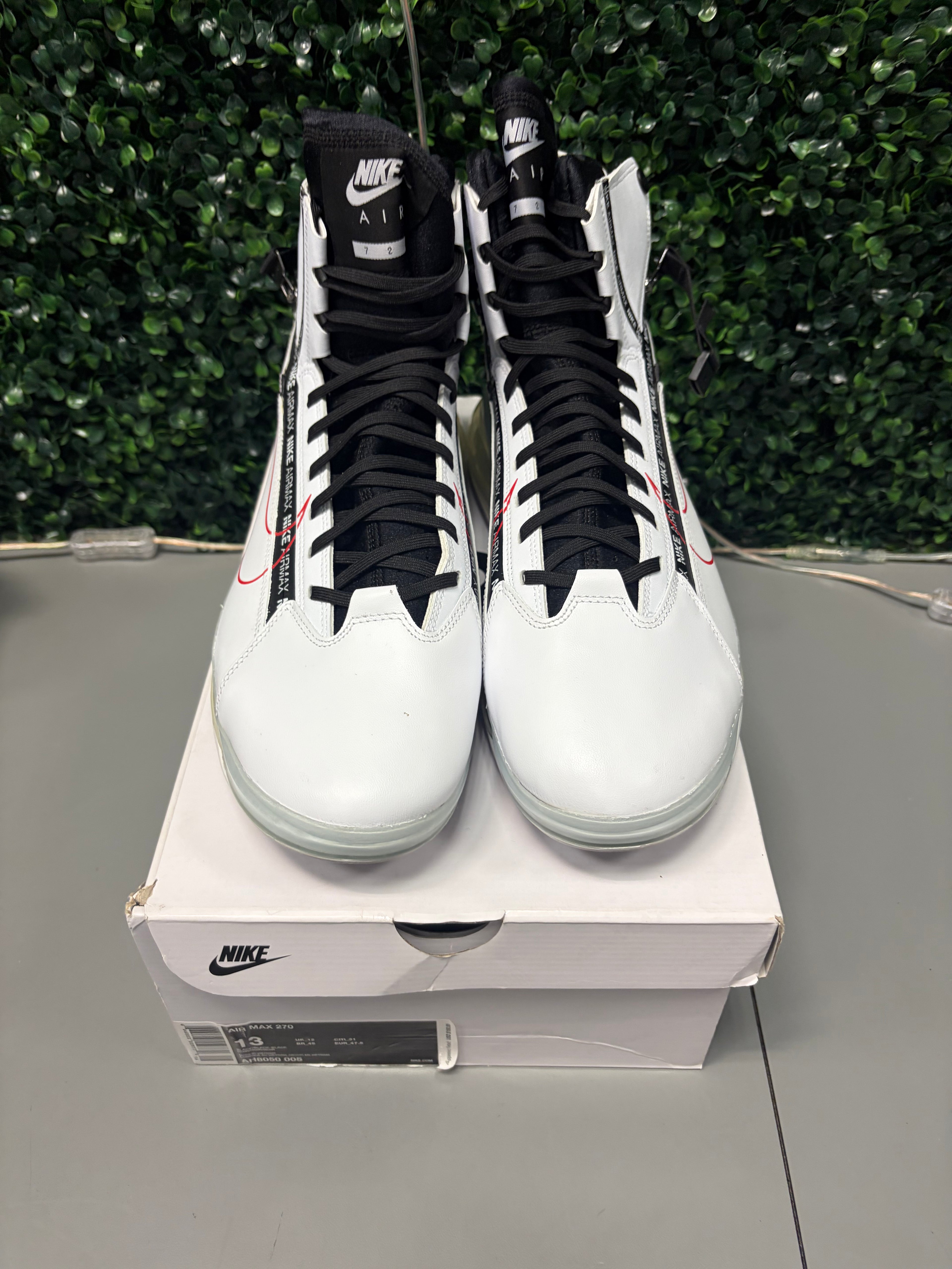 Nike Air Max 720 Saturn "White Black Red" Size 13 Preowned
