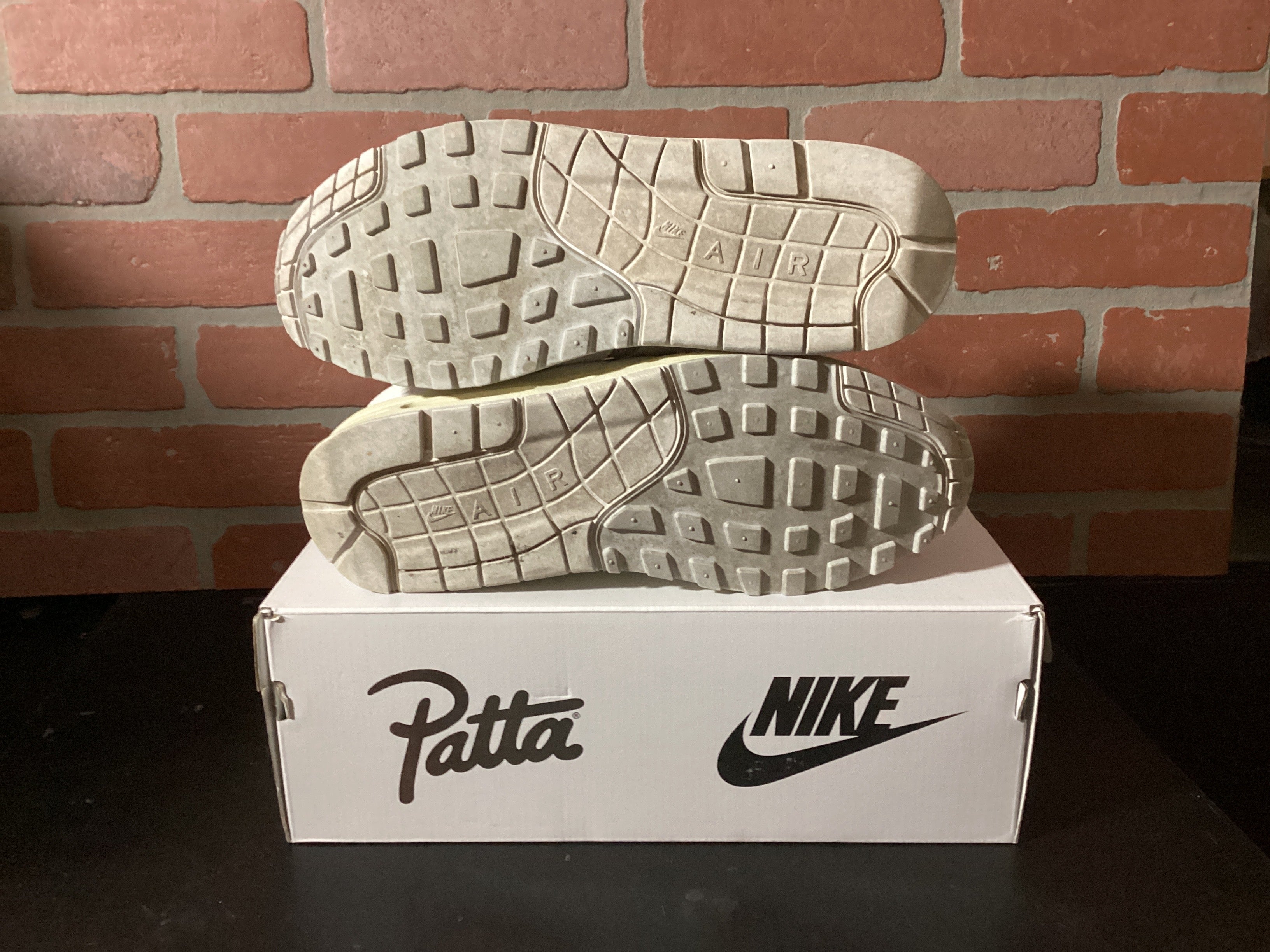 Nike Air Max 1 X Patta "Waves White” Size 11 Preowned STEAL
