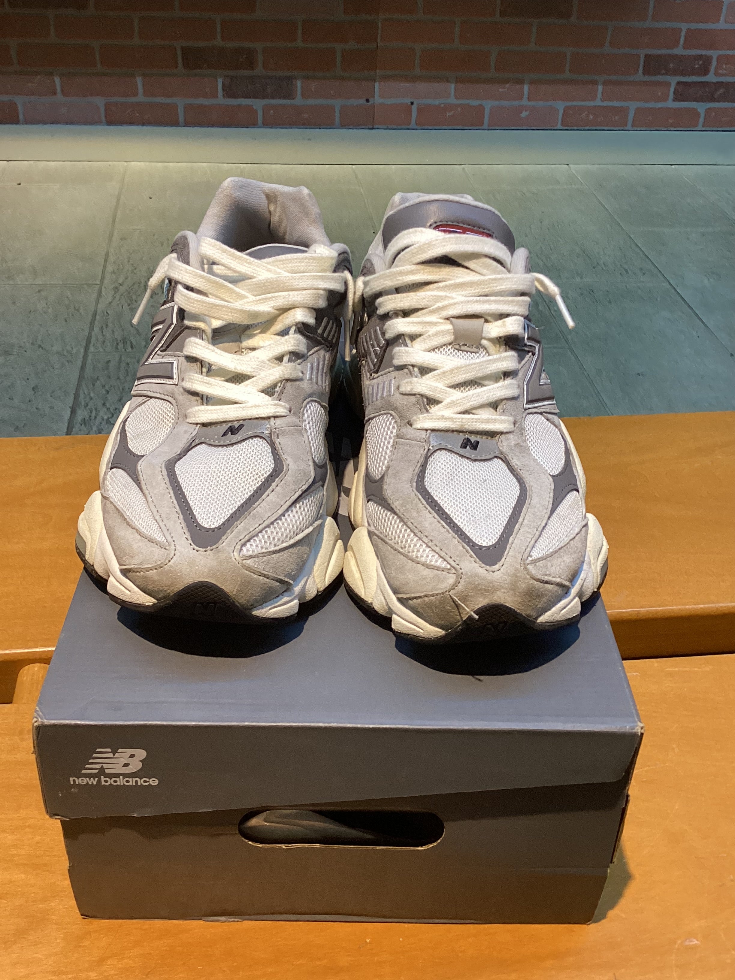 New Balance 9060 (Rain Cloud Grey) Preowned