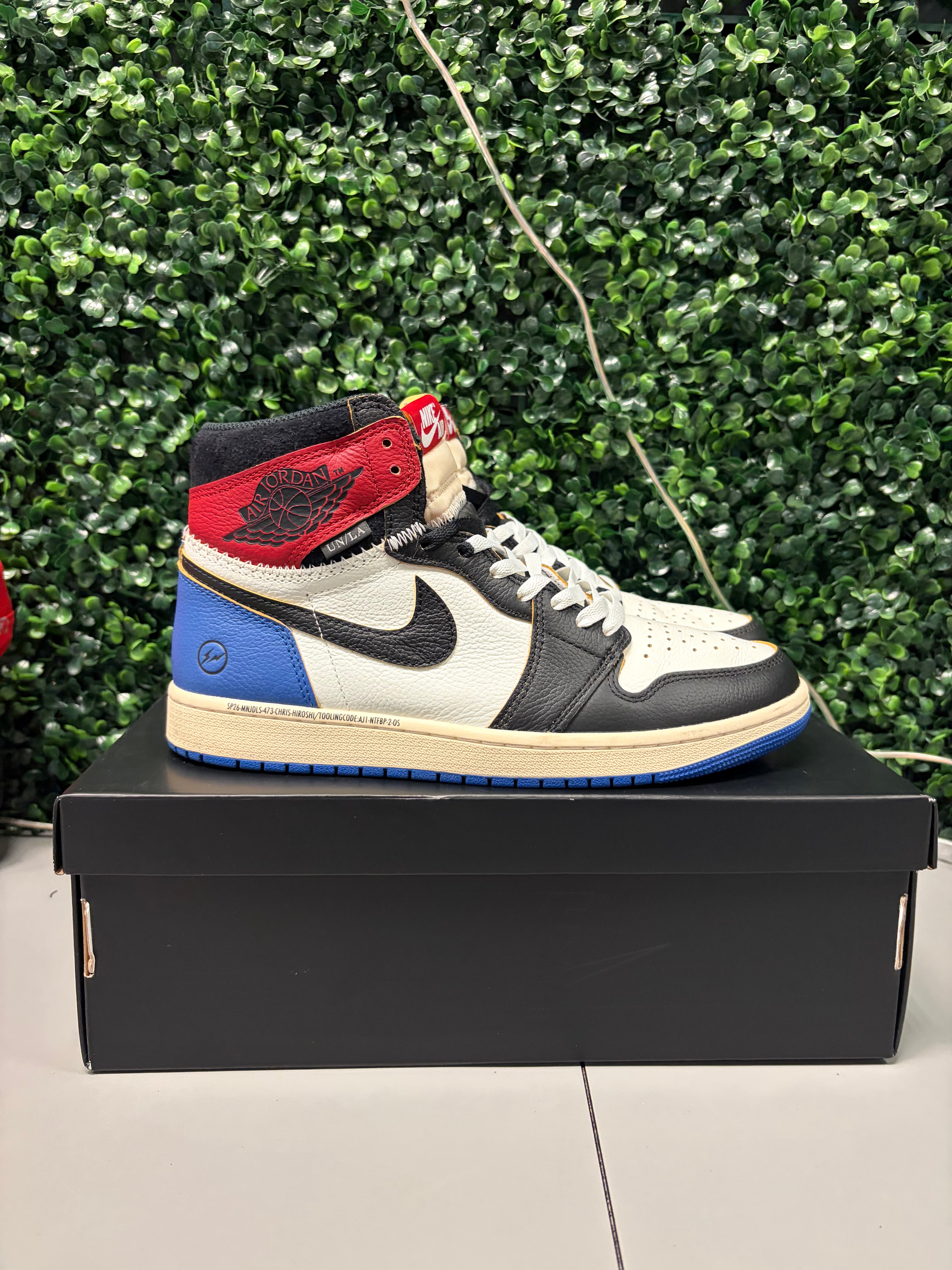 Jordan 1 Retro High X Fragment X Union "LA Varsity Red Sport Royal" Size 9.5 Preowned