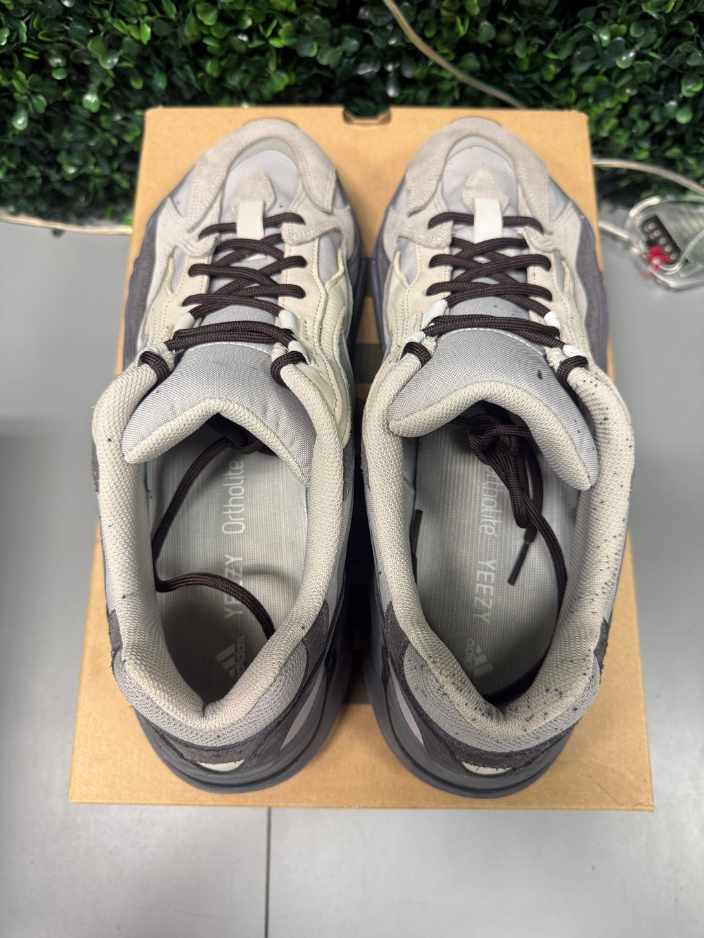 Yeezy 700 V2 "Tephra" Size 13 Preowned