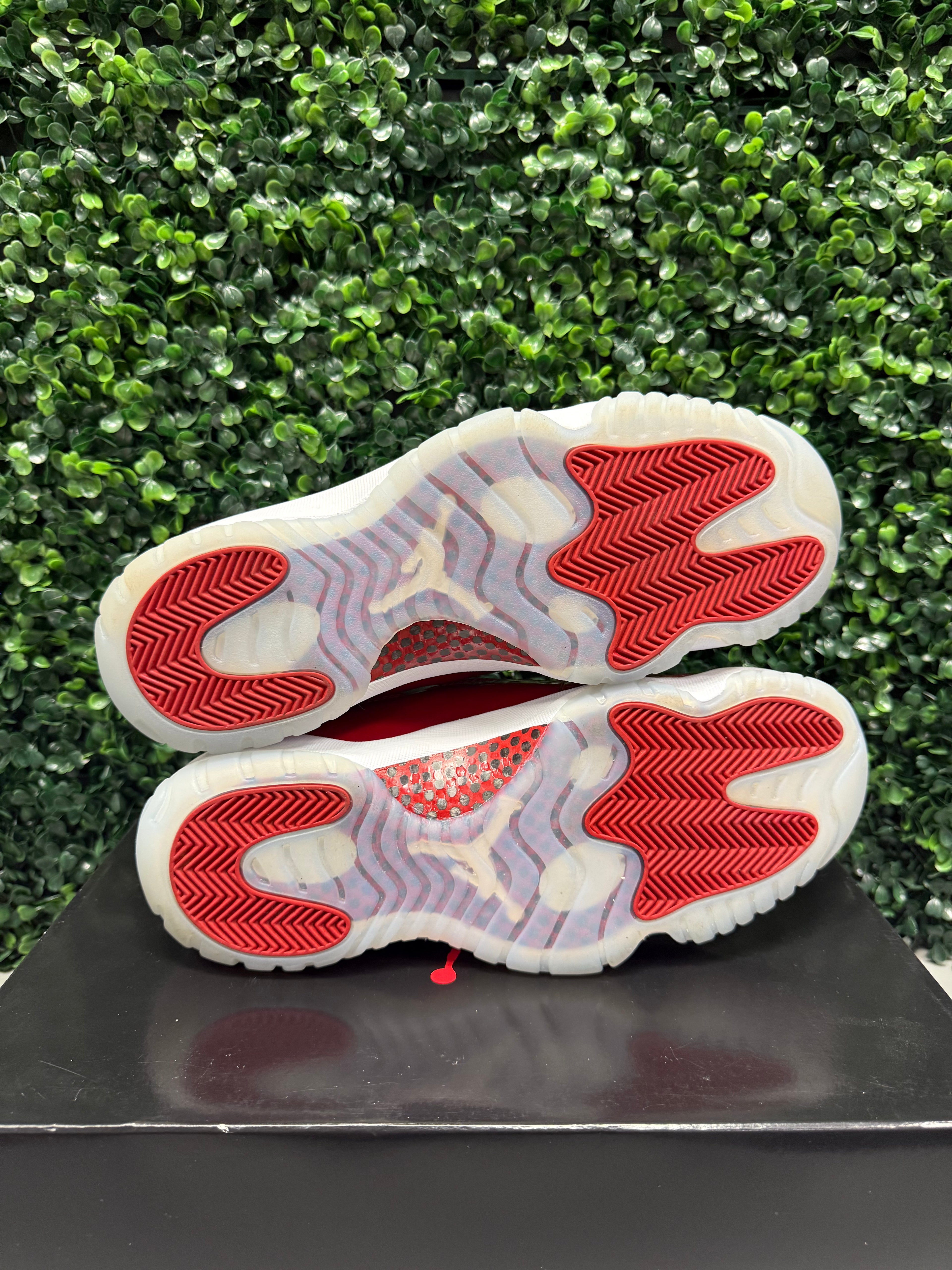 Jordan 11 "Cherry" Size 10.5 Preowned