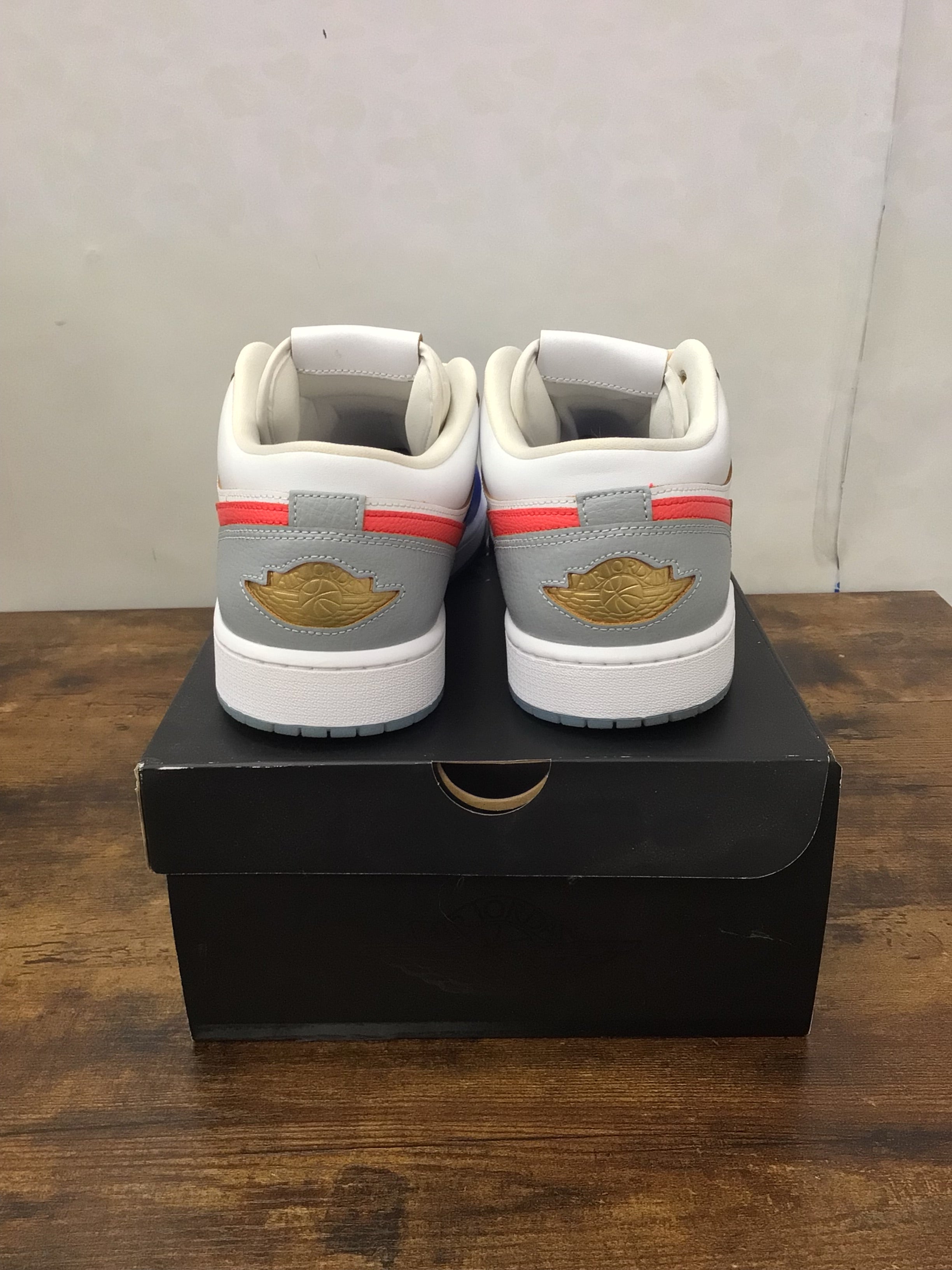 Jordan 1 Low SE “Philippines” Size 13 Preowned