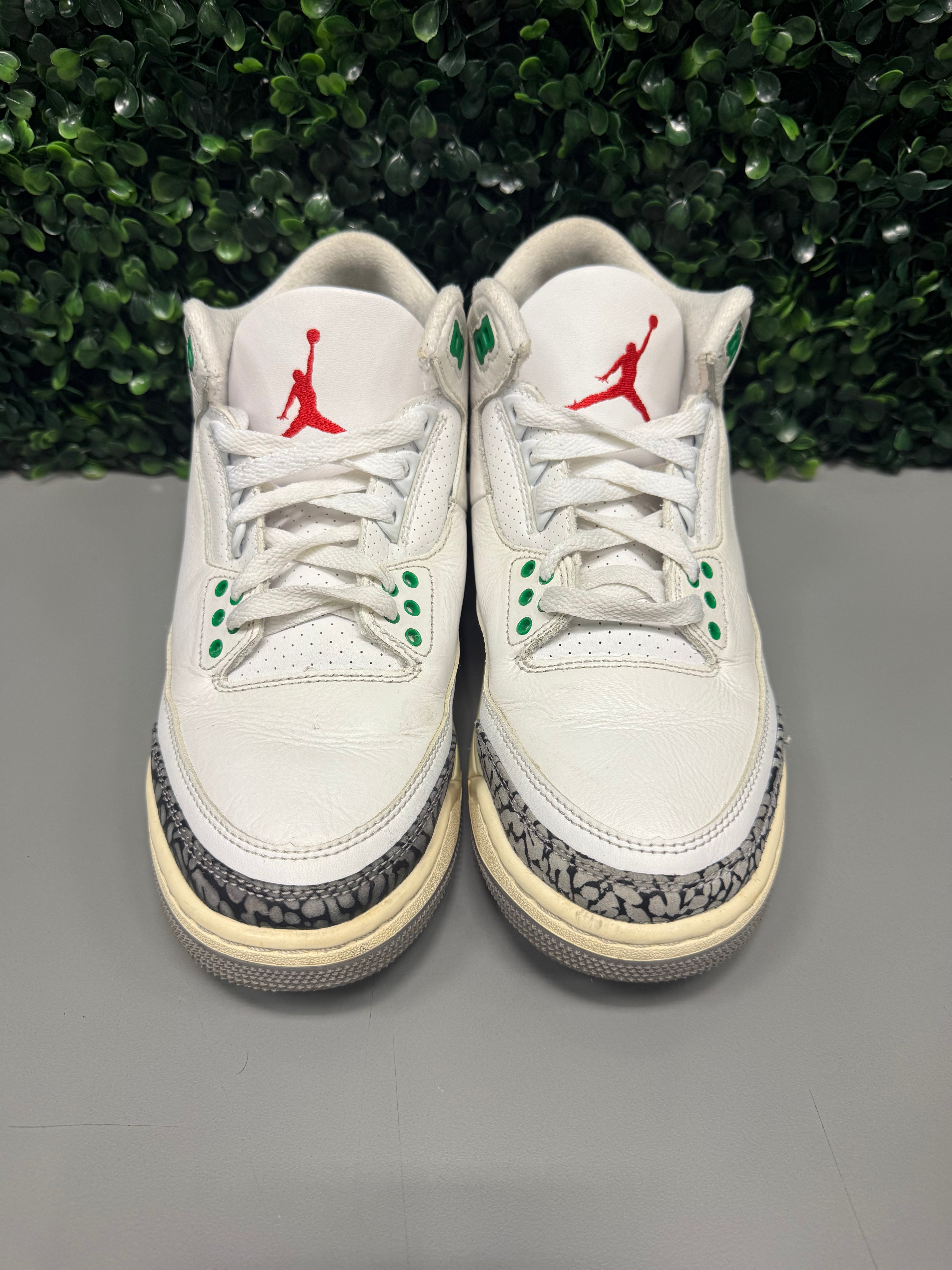 Jordan 3 "Lucky Green" Size 9W / 7.5W Preowned