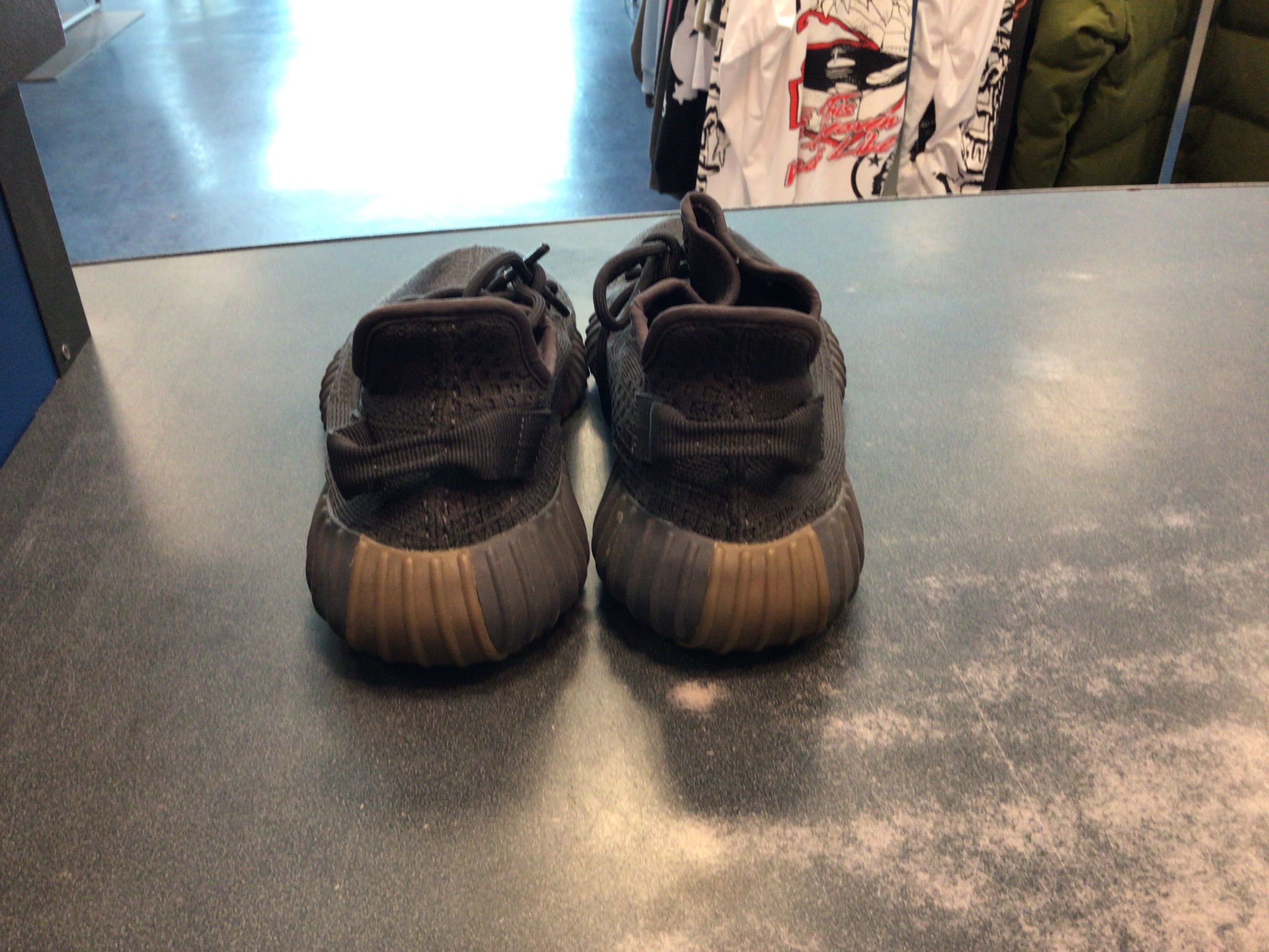 Adidas Yeezy Boost 350 V2 “Cinder” Preowned no box Size 11.5M