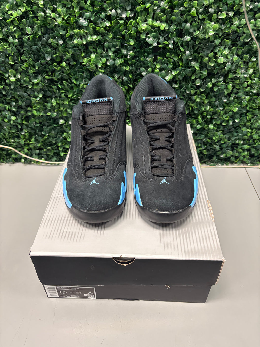 Jordan 14 Retro "Black University Blue" (2026) Size 12 Preowned