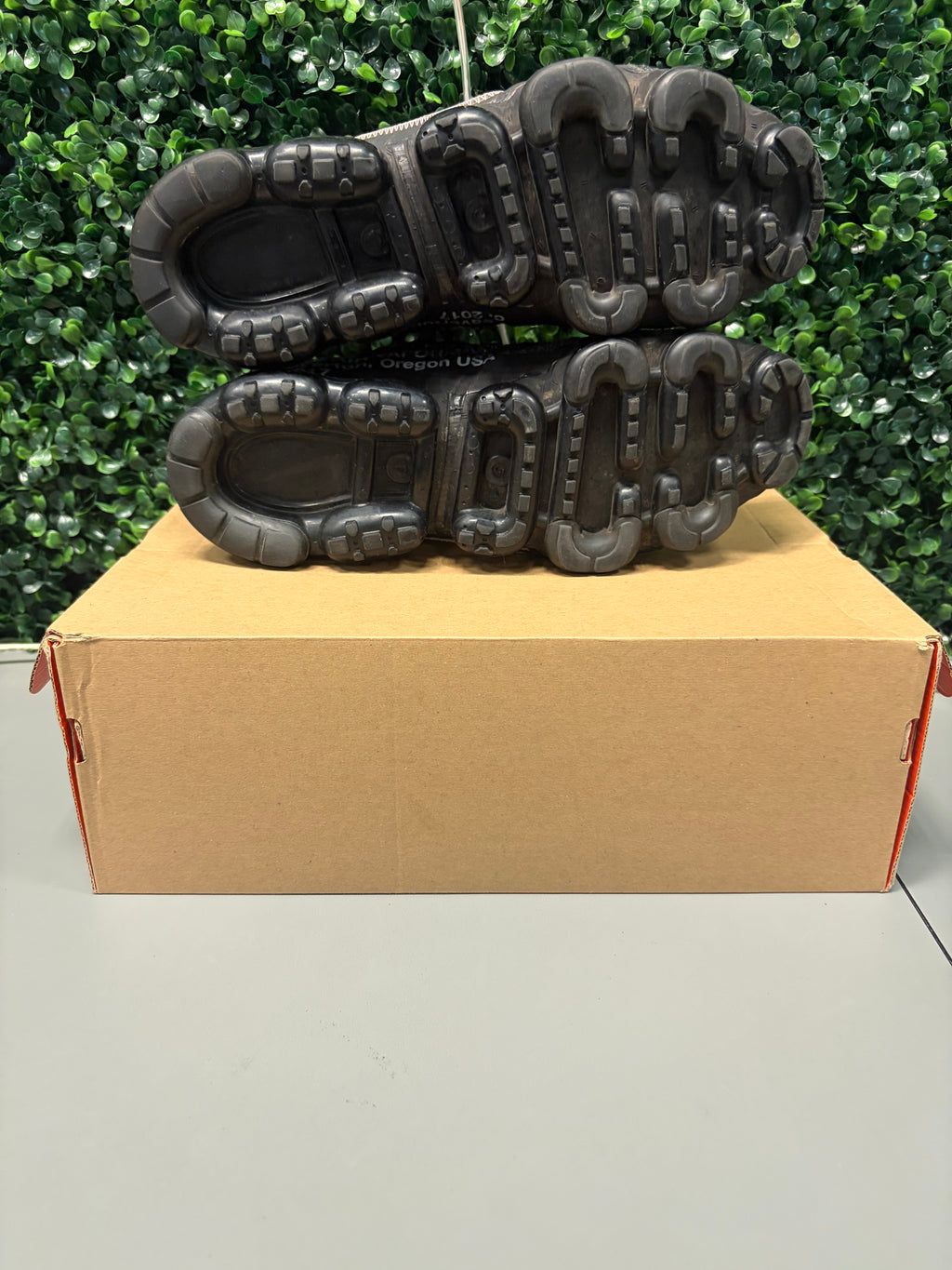 Nike Air VaporMax "Off-White" Size 11.5 Preowned #2