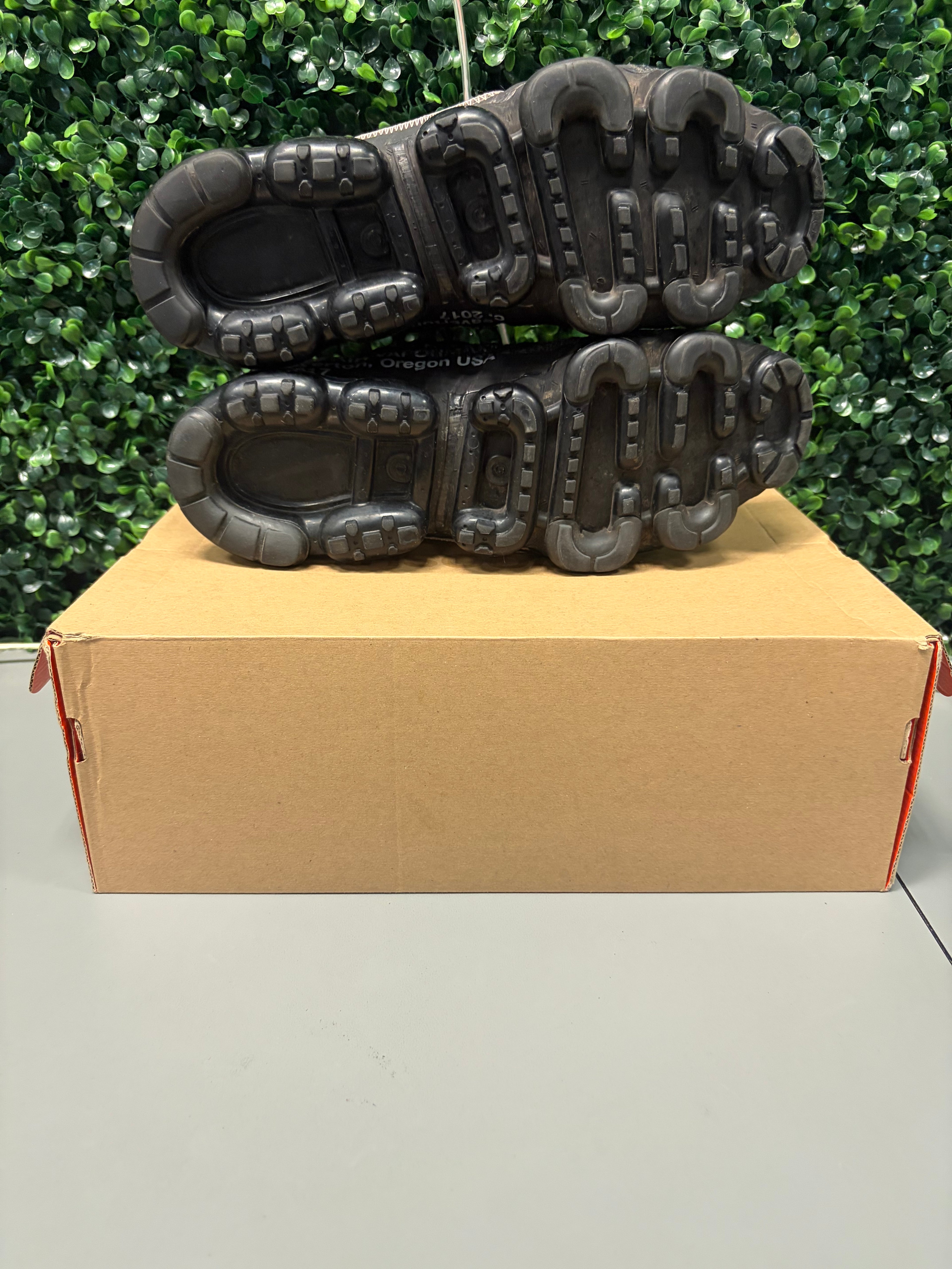 Nike Air VaporMax "Off-White" Size 11.5 Preowned #2