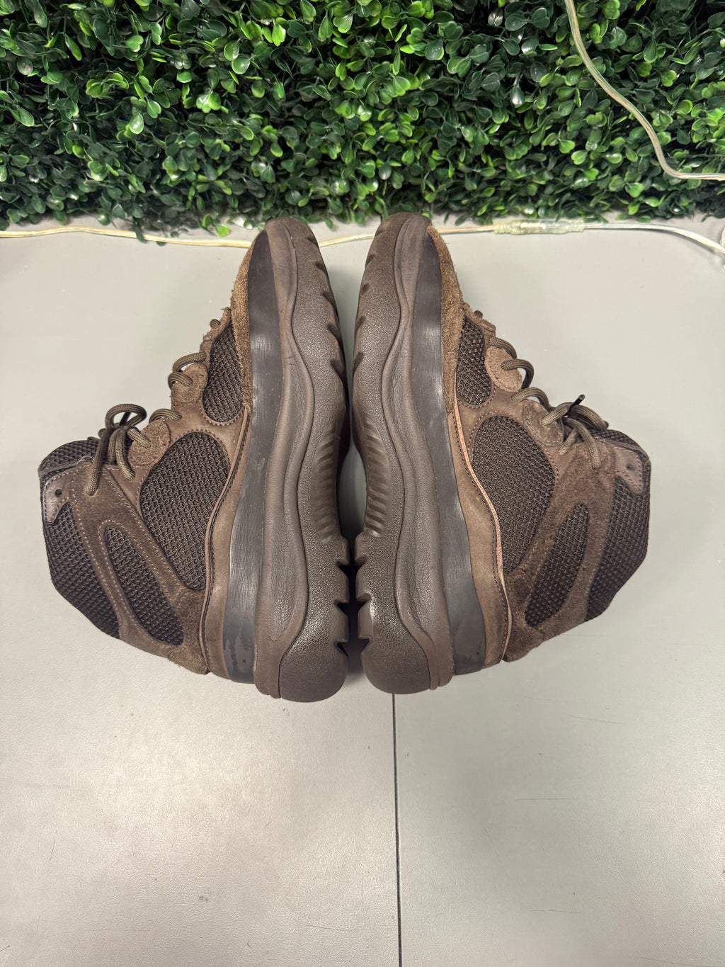 Adidas Yeezy Desert Boot "Oil" Size 10 Preowned