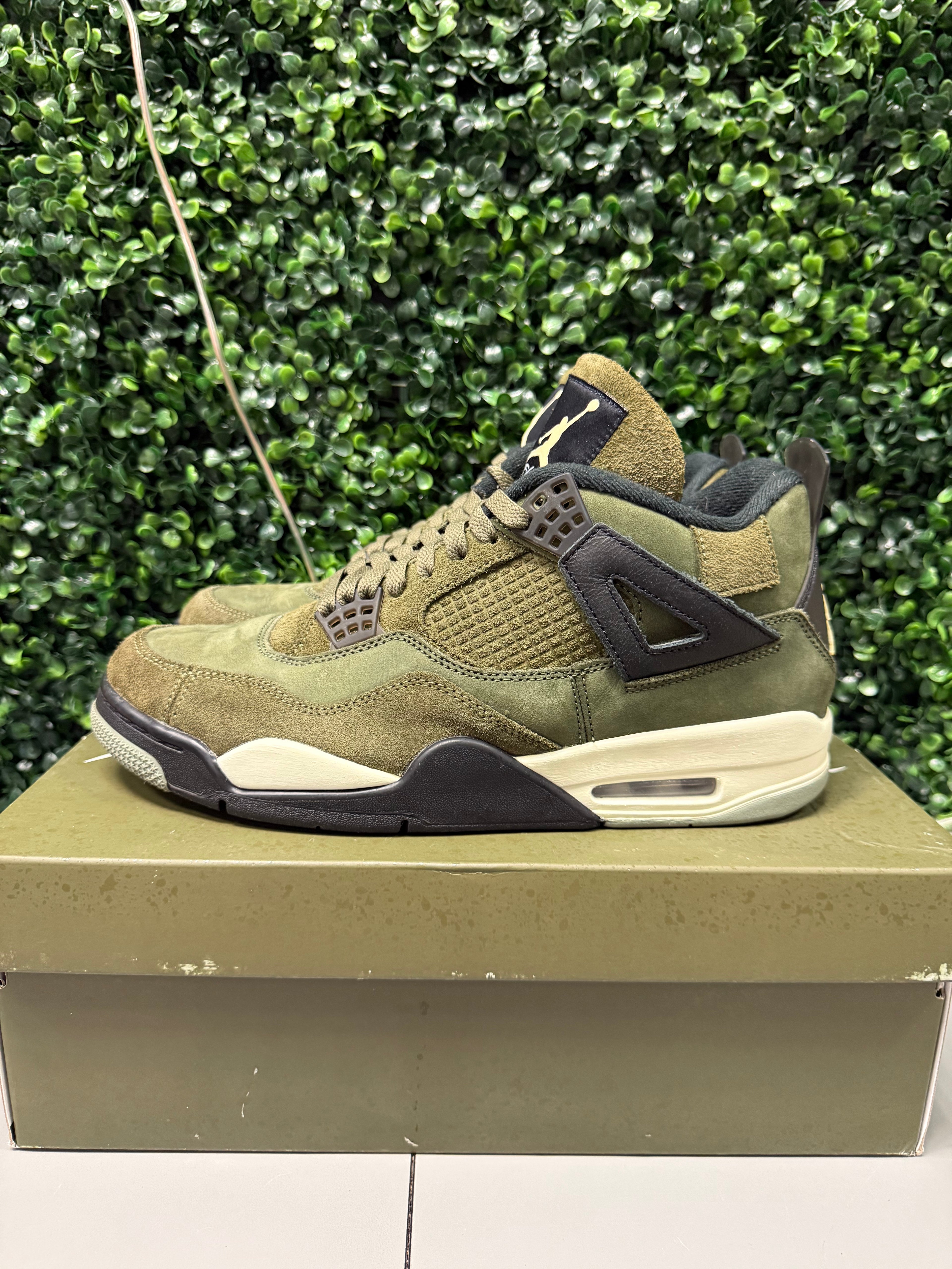 Jordan 4 "Craft Olive" Size 10.5 Preonwed