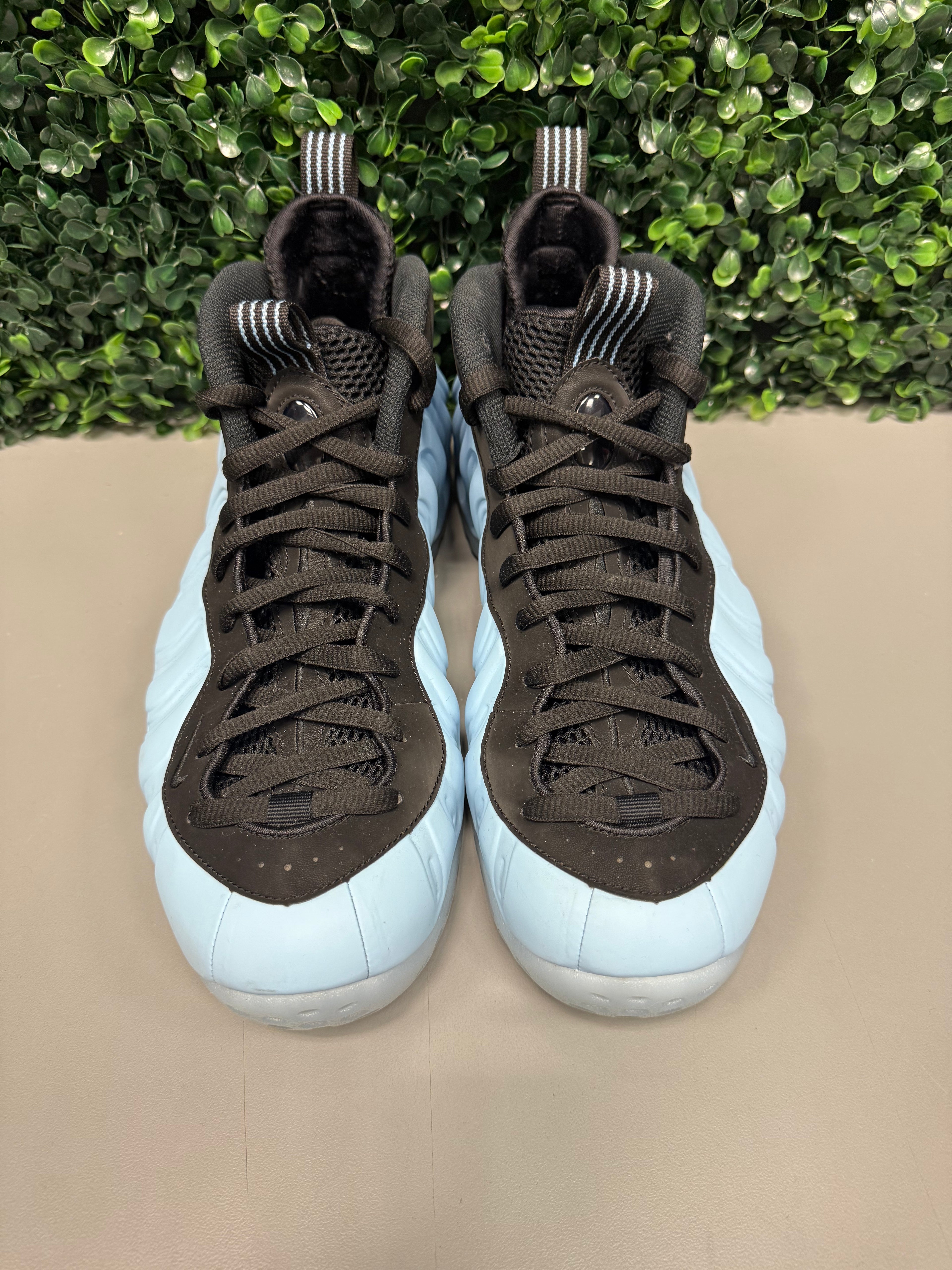 Nike Air Foamposite One "Psychic Blue" Size 10 Preowned