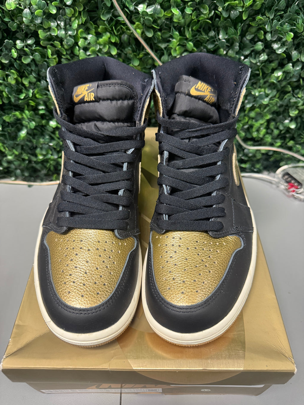 Jordan 1 High "Black Metallic Gold" Size 9 Tried On