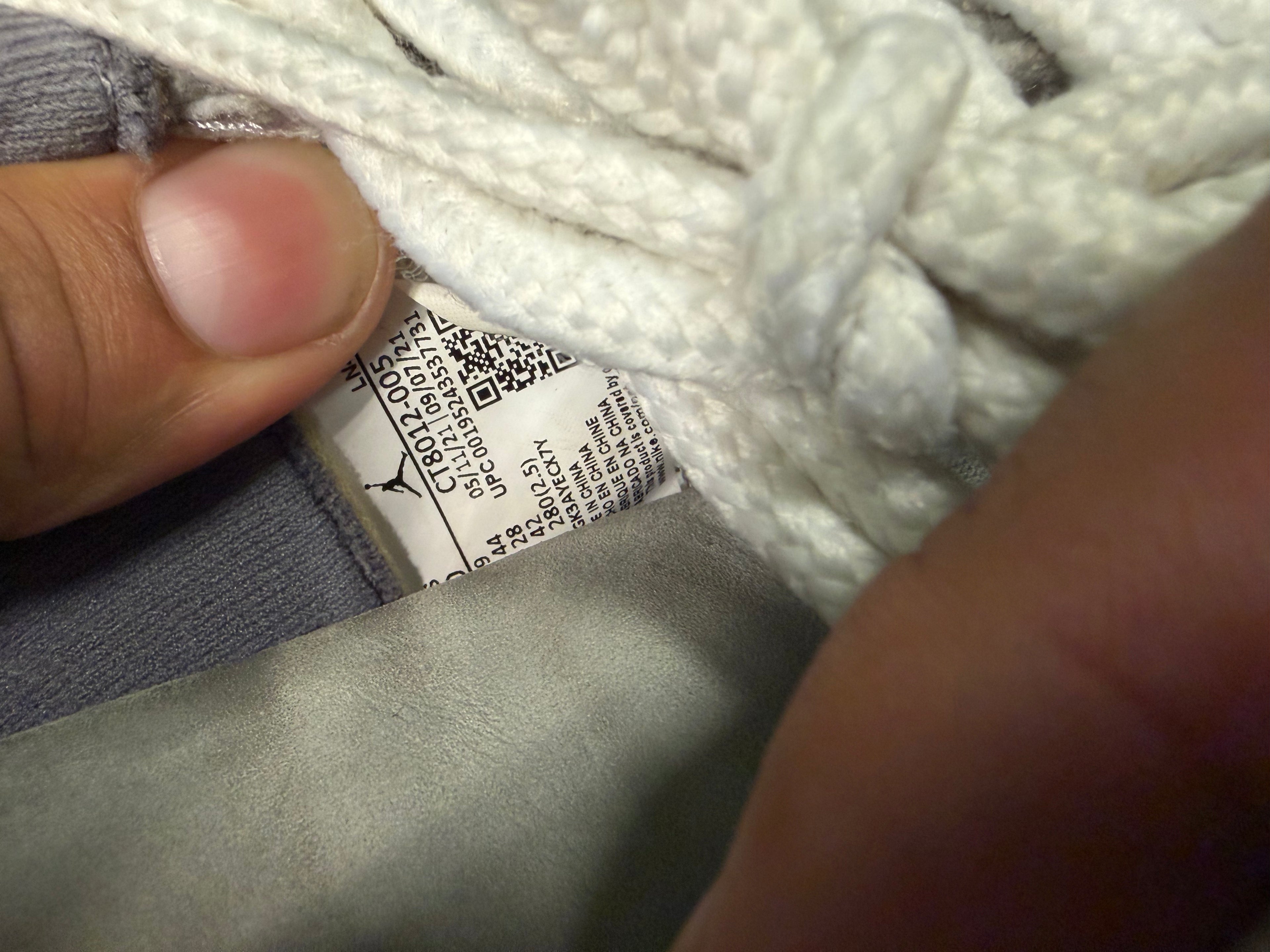 Jordan 11 "Cool Grey" Size 10 Preowned
