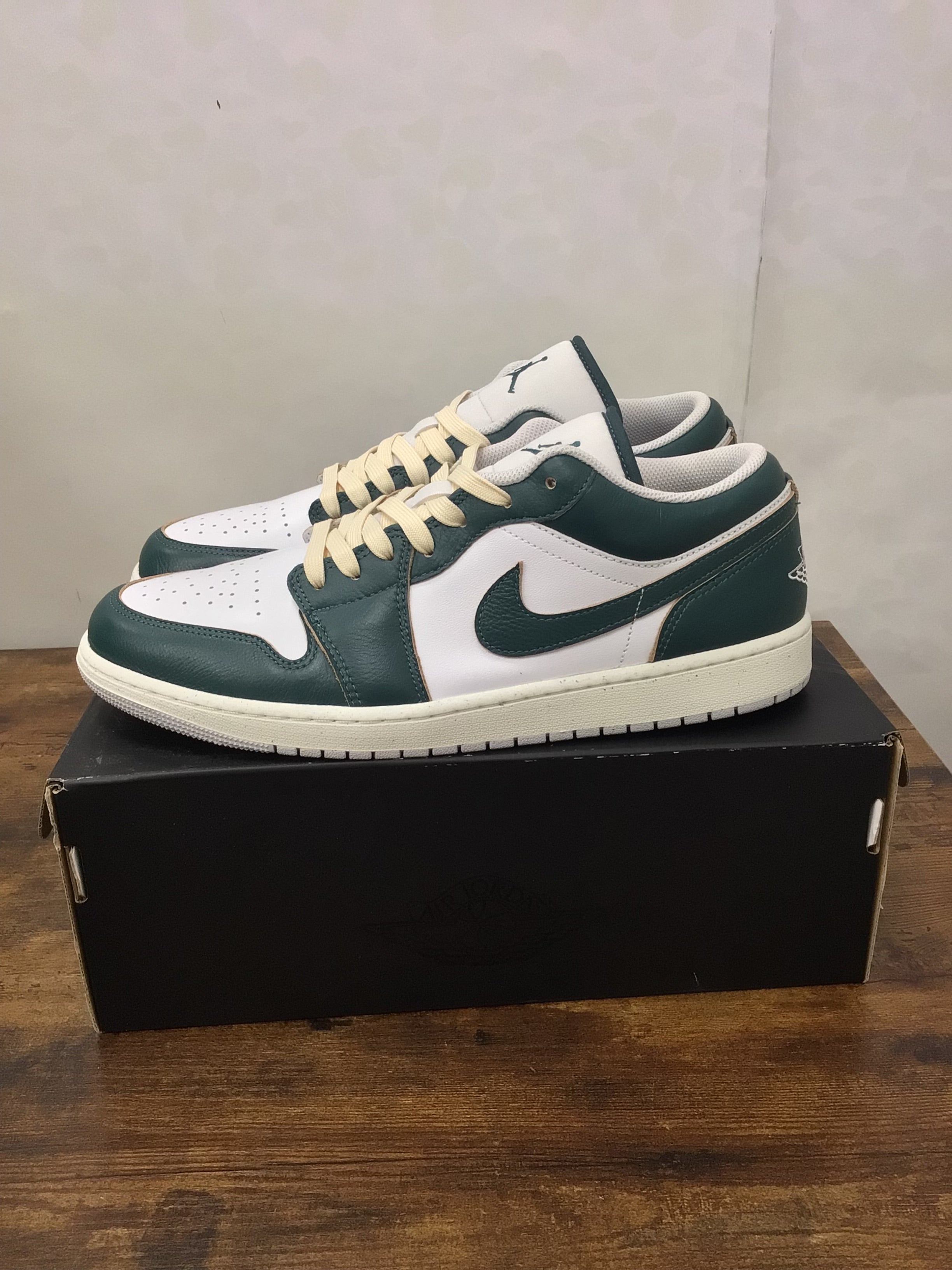 Jordan 1Low SE “Oxidized Green” Size 13 Preowned