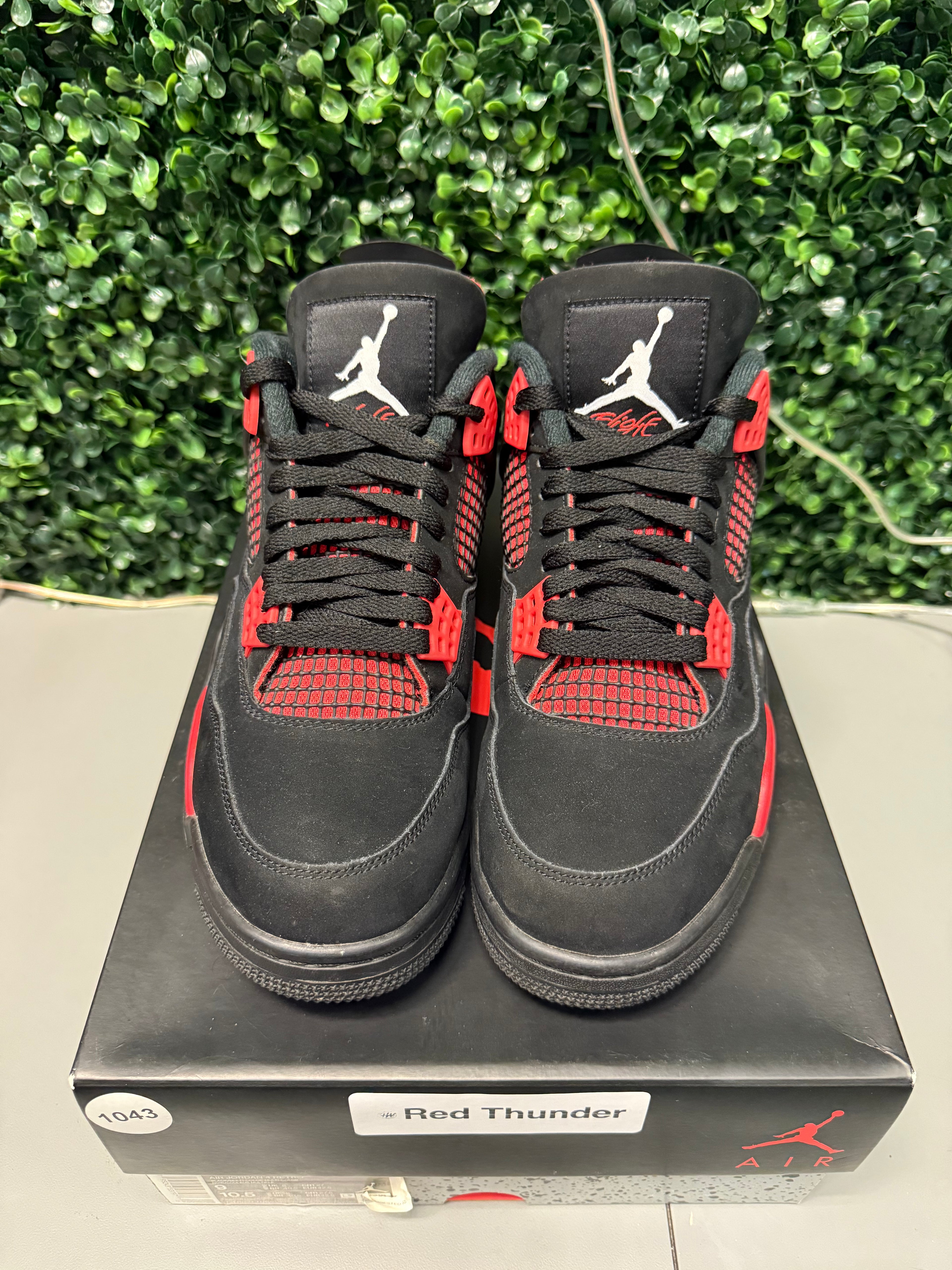 Jordan 4 "Red Thunder" Size 9 Preowned