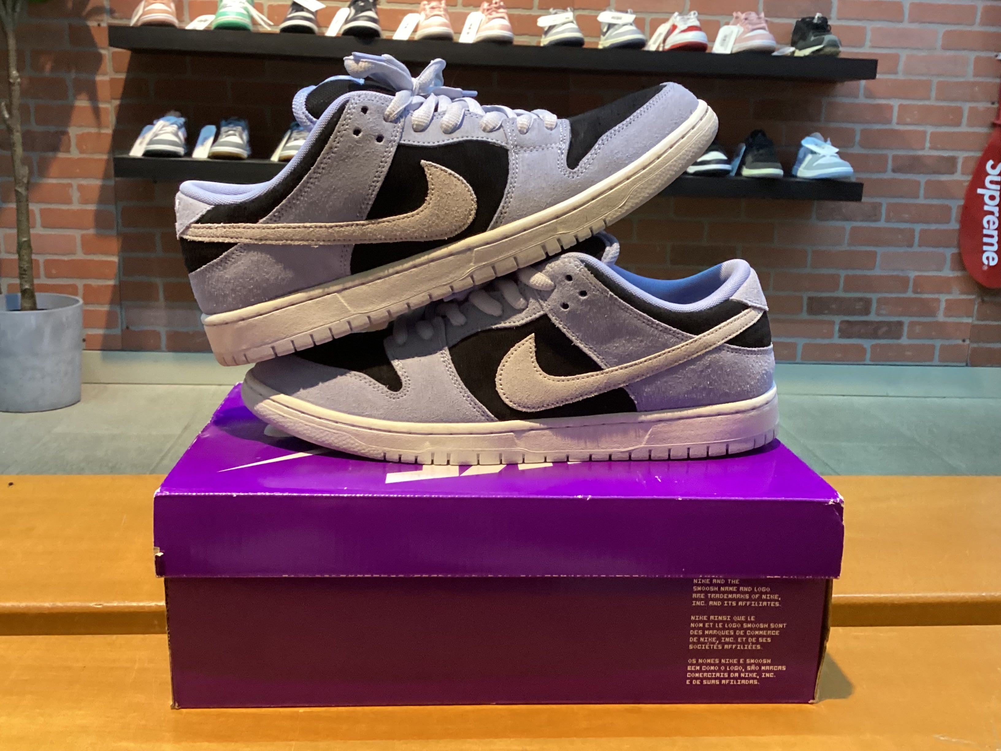 Nike SB Dunk Low (Black Aluminum) Preowned