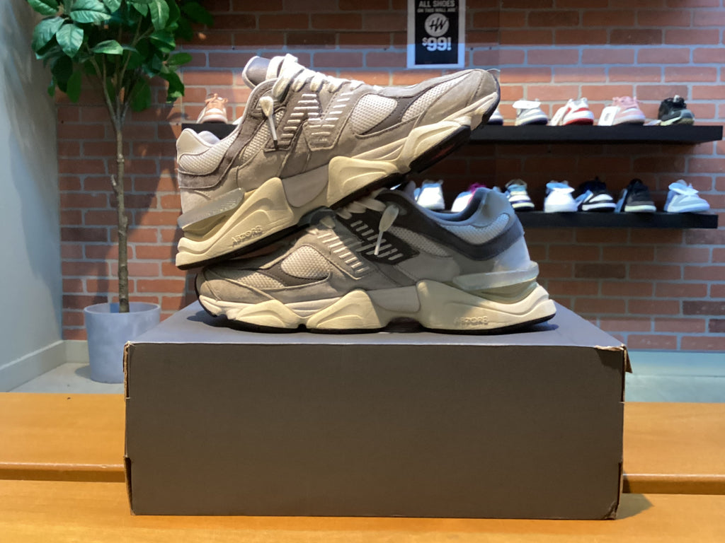 New Balance 9060 (Rain Cloud Grey) Preowned