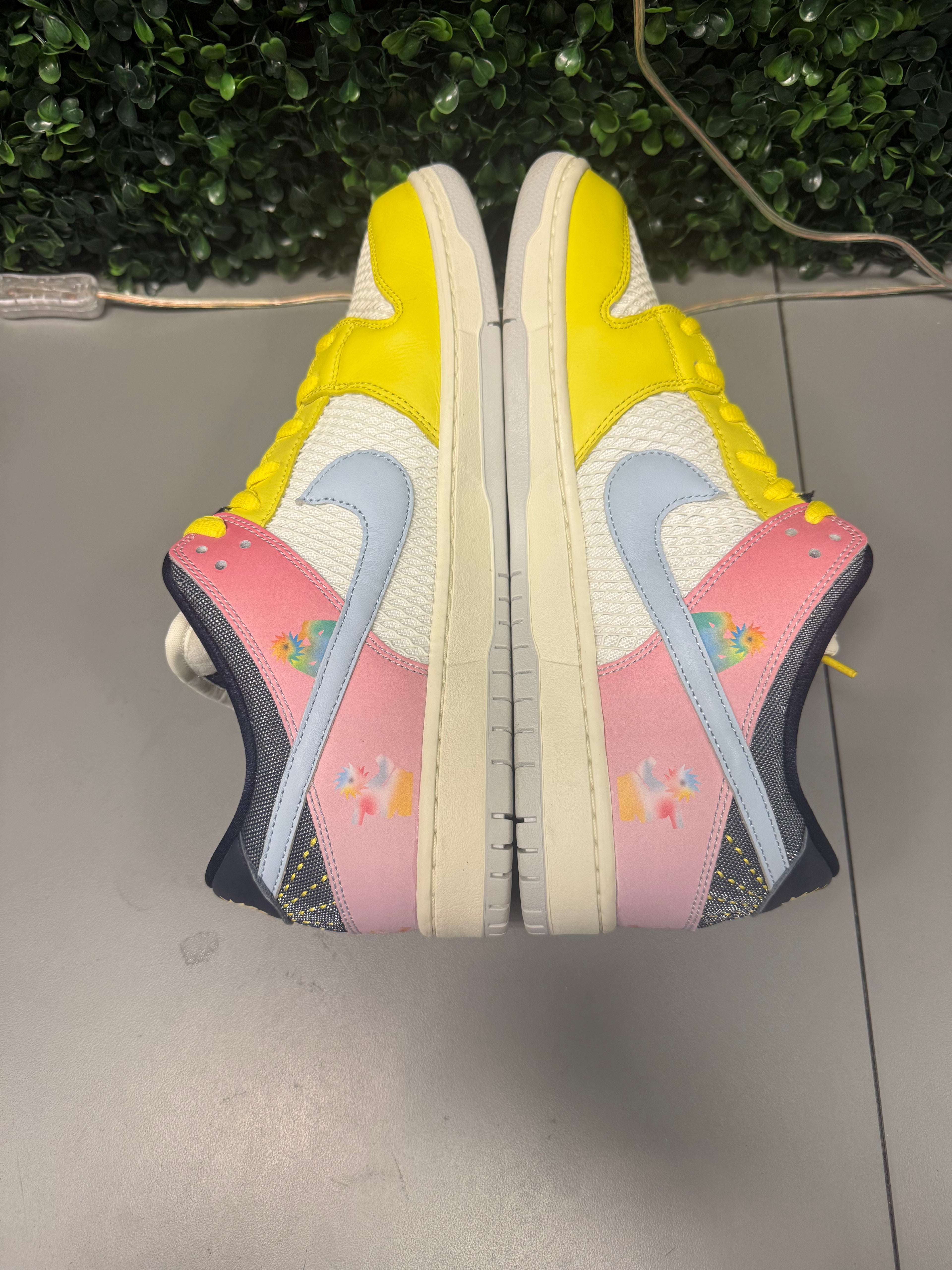 Nike SB Dunk Low "Be True" Size 13 Preowned