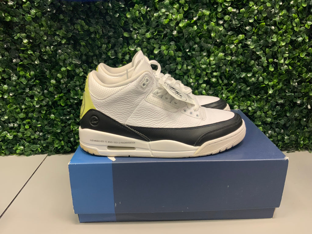 Jordan 3 "Fragment" Size 9 Preowned