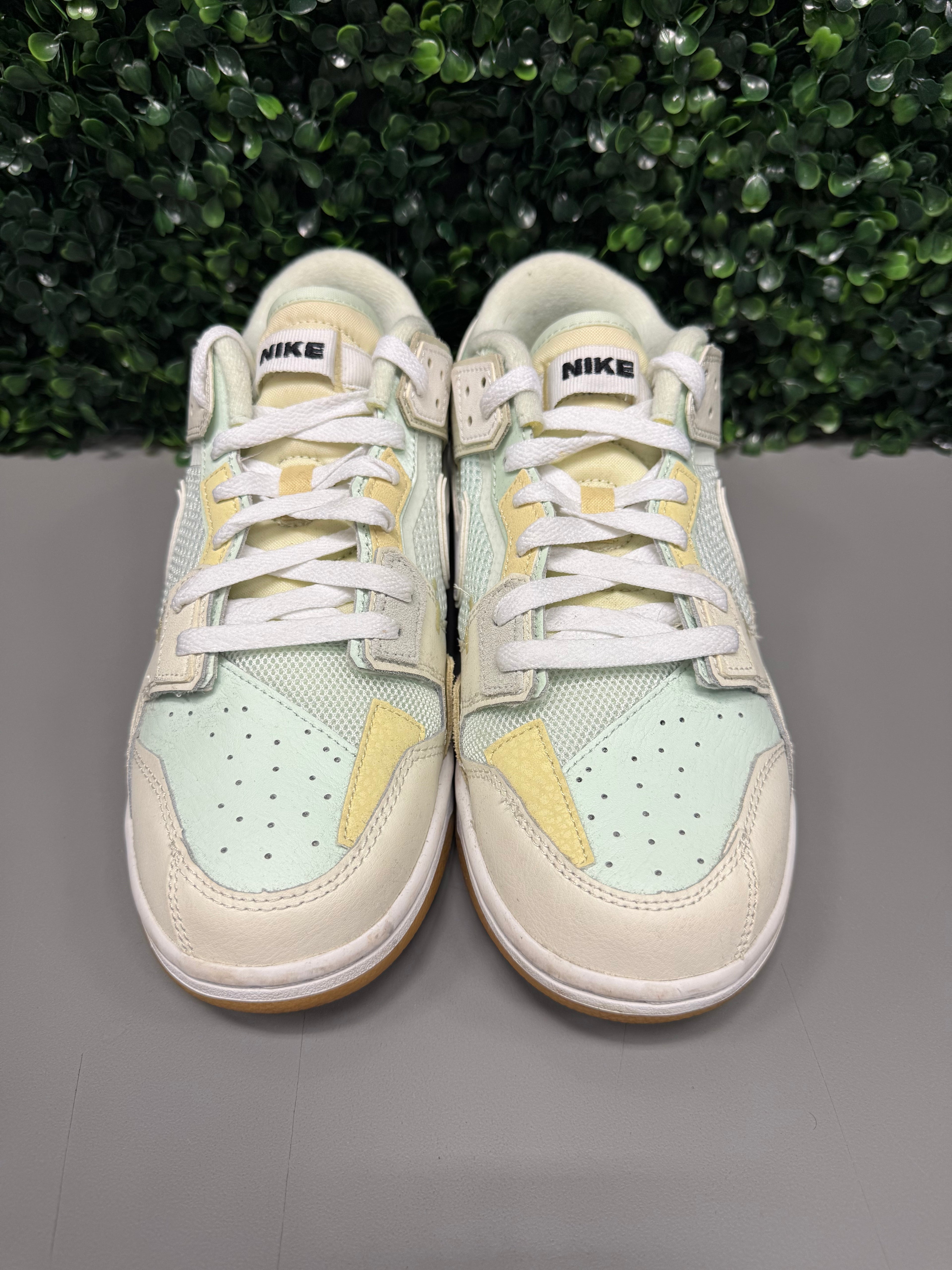 Nike Dunk Low "Sea Glass”  Size 9 Preowned