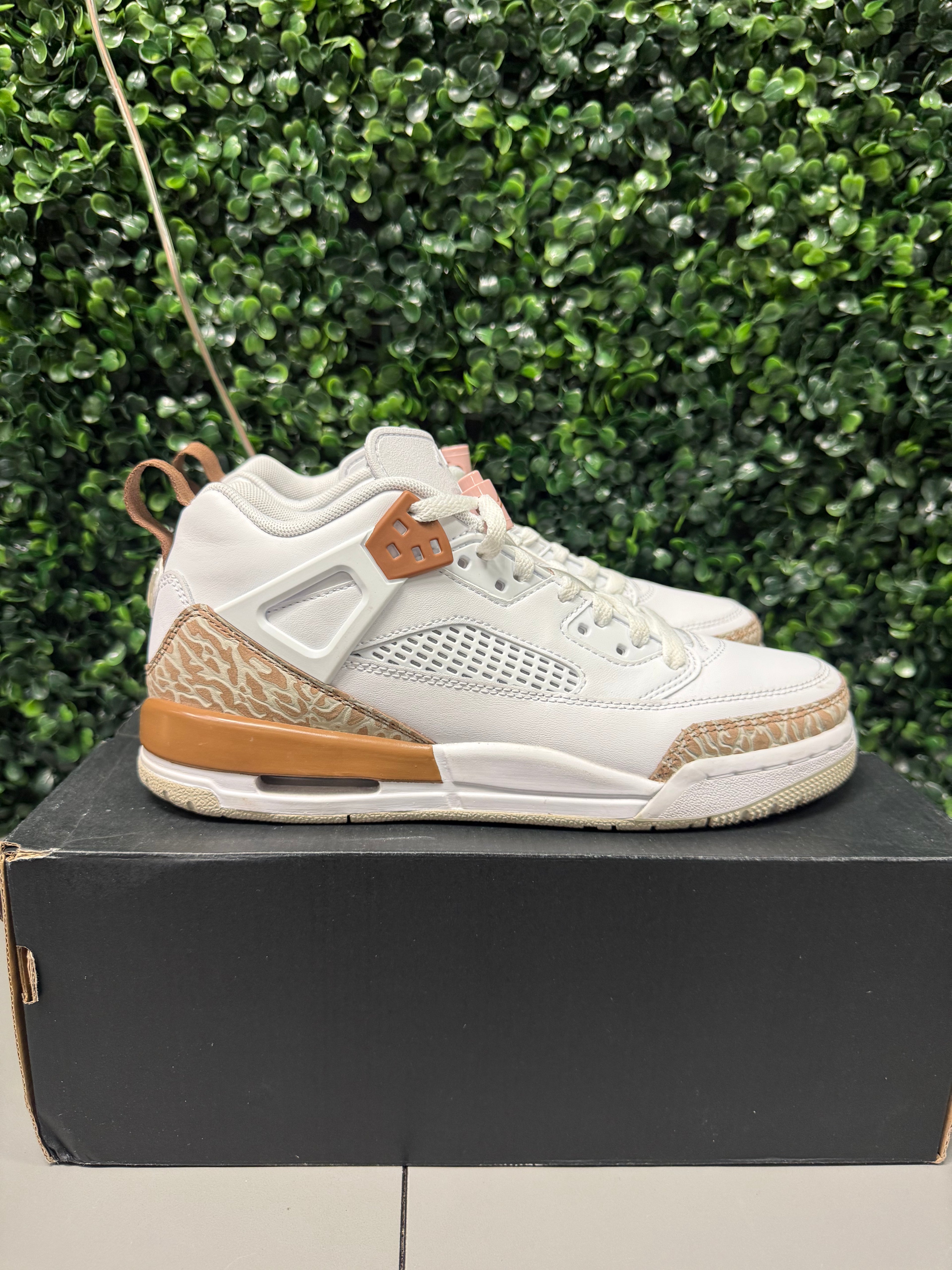 Jordan Spizike Low “Archaeo Brown" Size 6.5Y Preowned