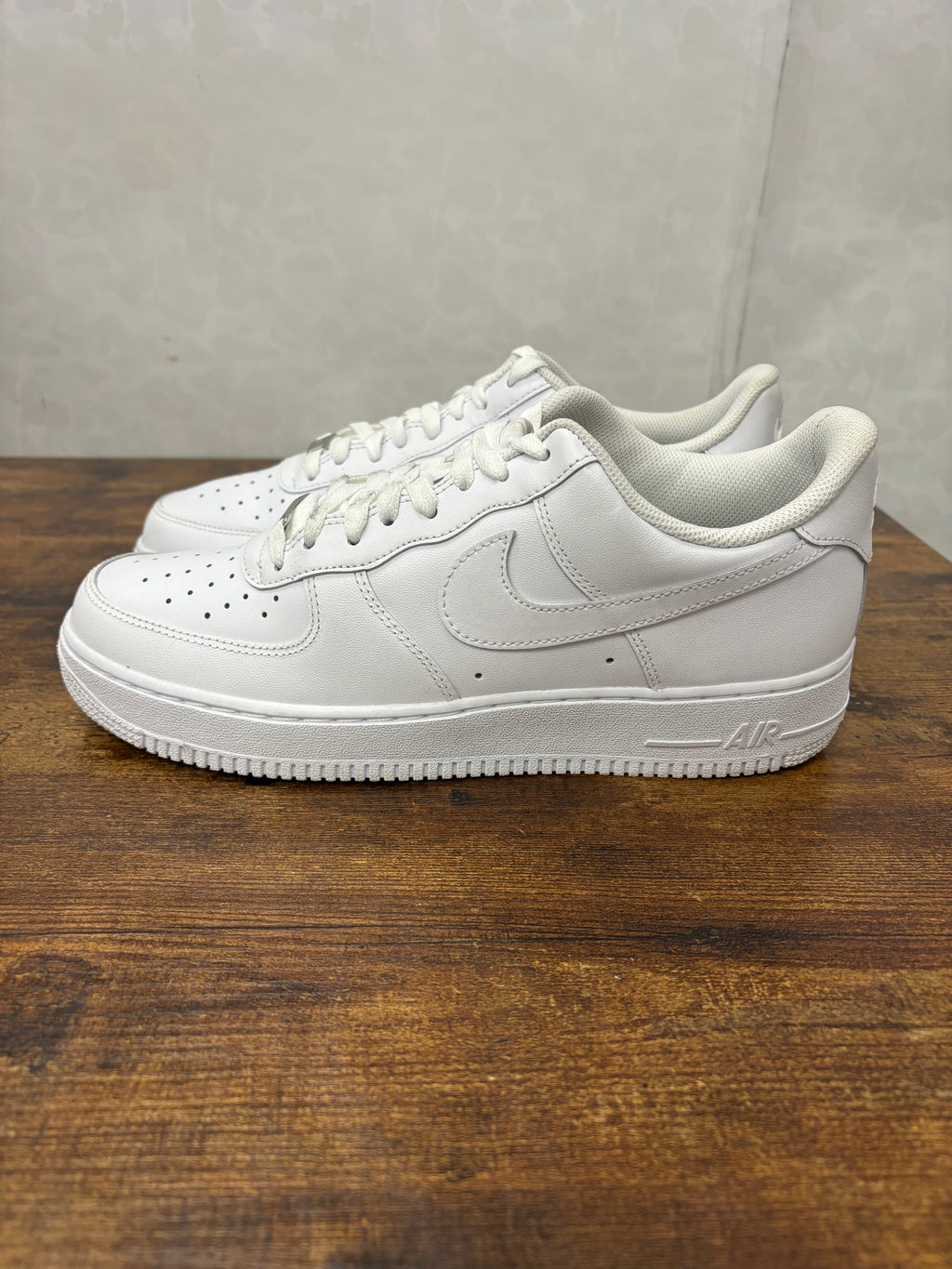 Nike Air Force 1 Low White Preowned Size 10